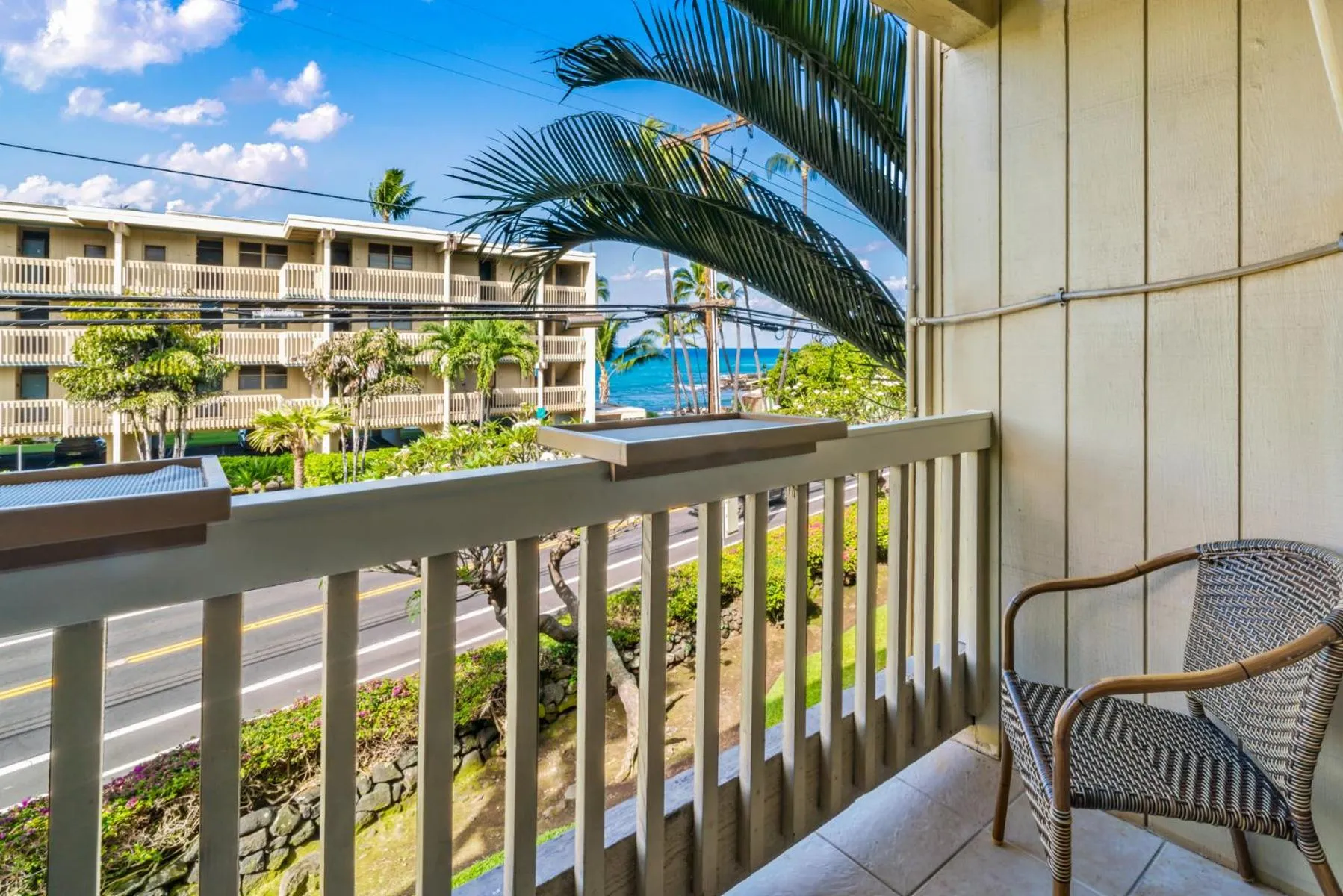 Property building in Castle Kona Bali Kai