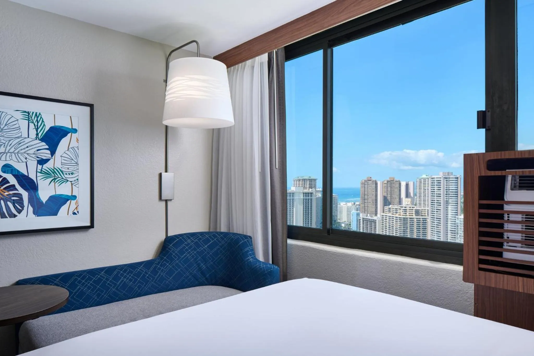 Photo of the whole room, Bed in Holiday Inn Express Waikiki by IHG