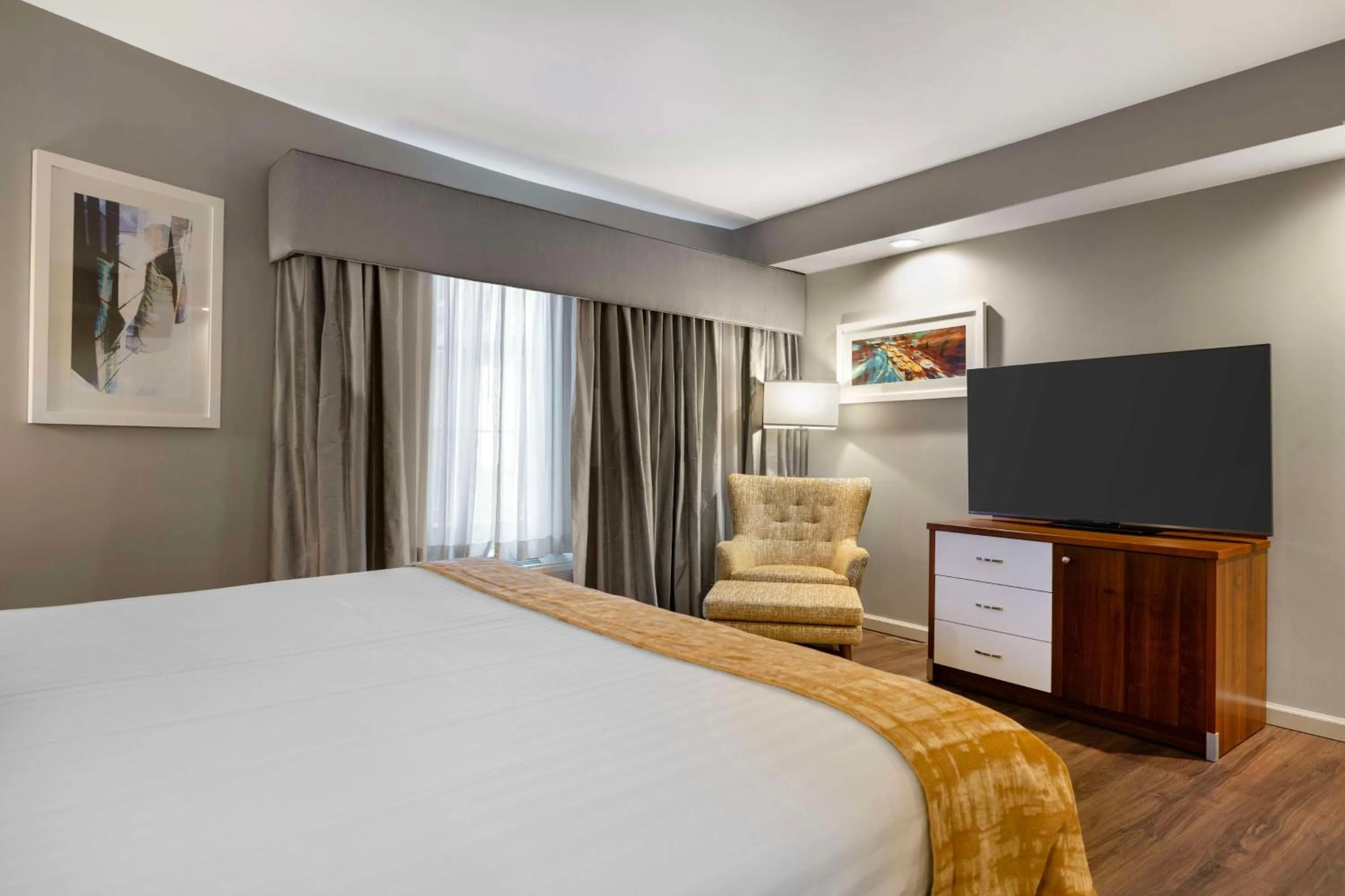 Bedroom, Bed in Best Western On The Avenue