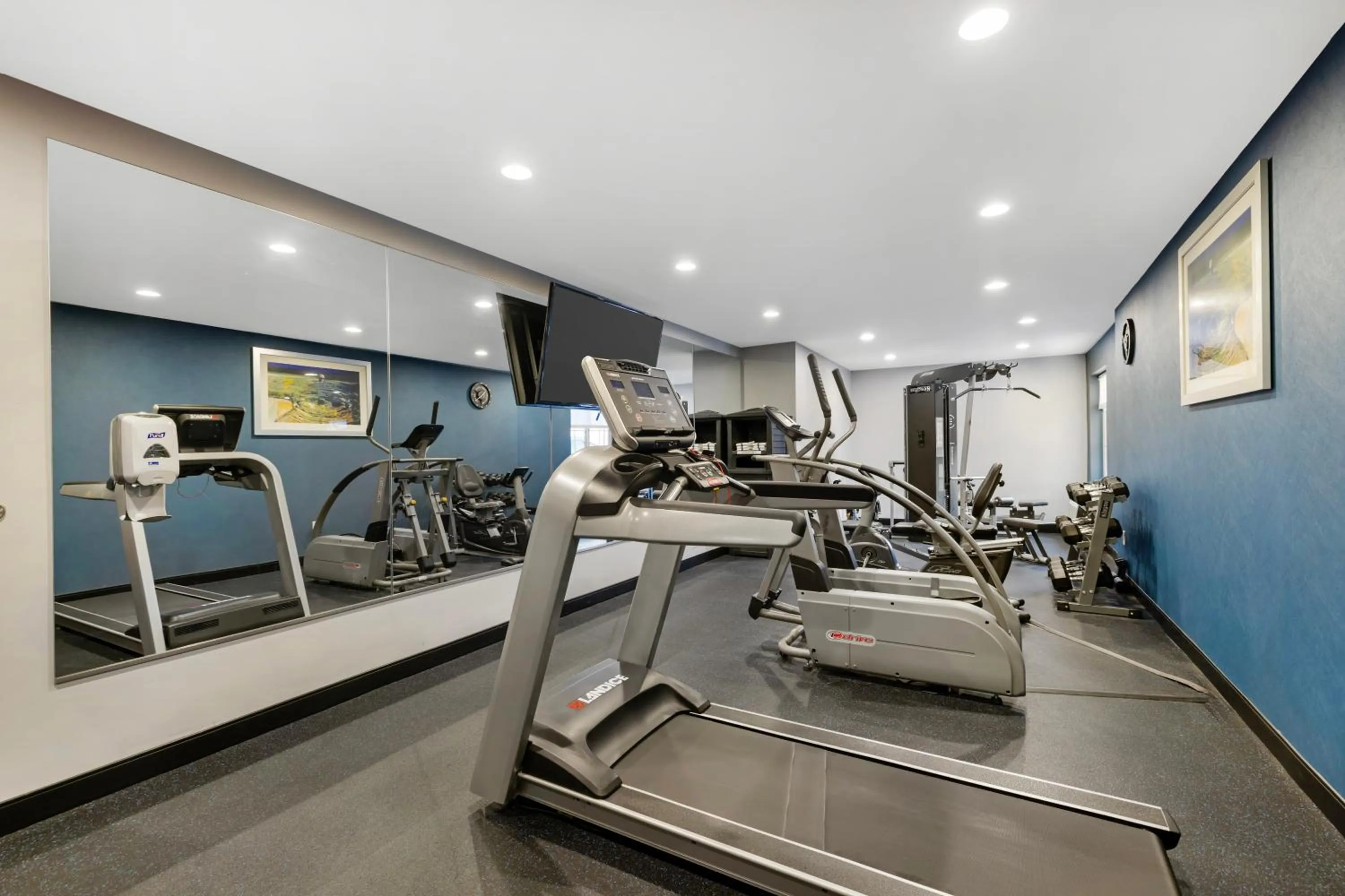 Fitness centre/facilities in Best Western On The Avenue
