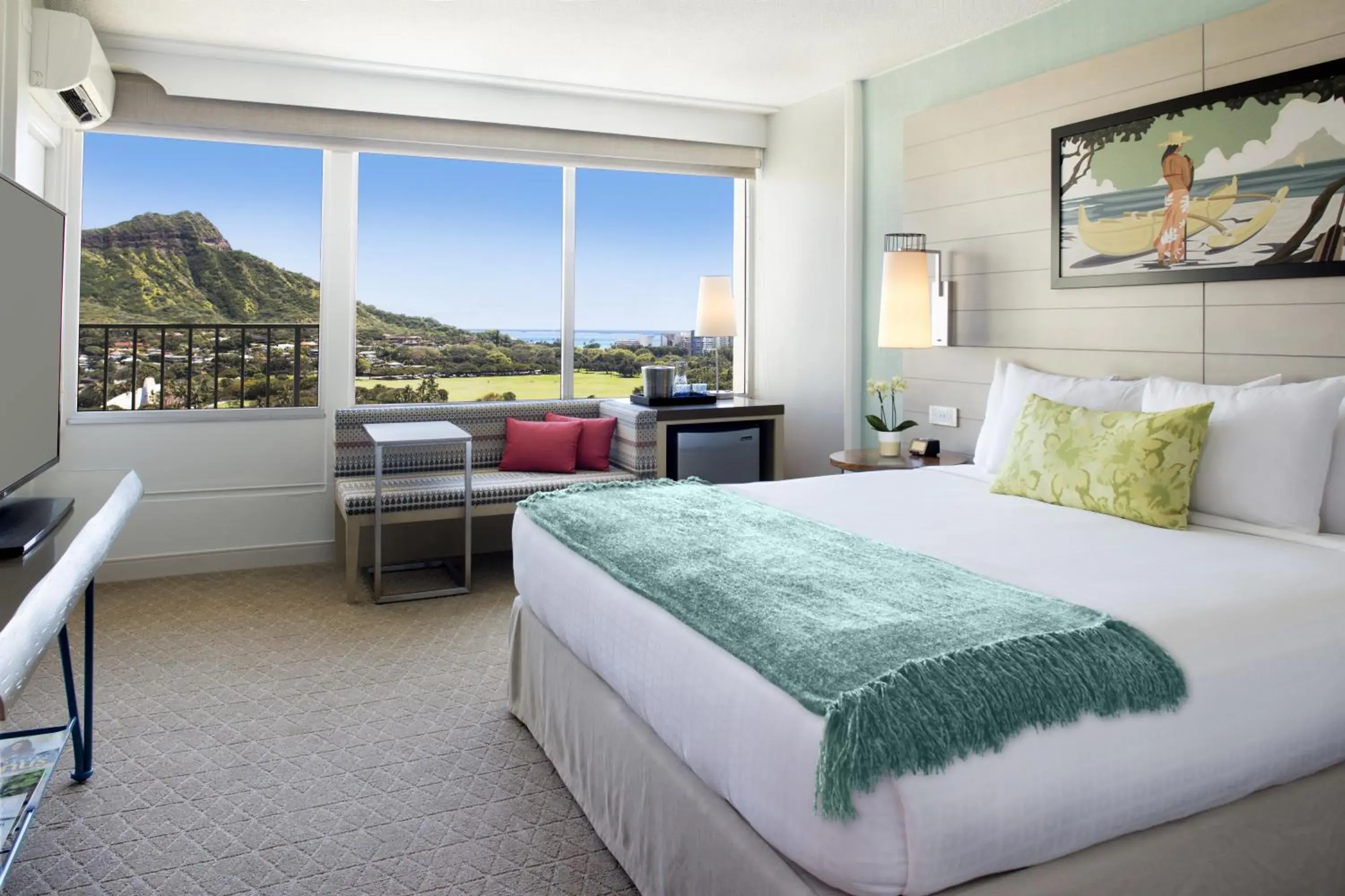 Ocean View Balcony, King in Queen Kapiolani Hotel Ocean View Balcony, King in Queen Kapiolani Hotel