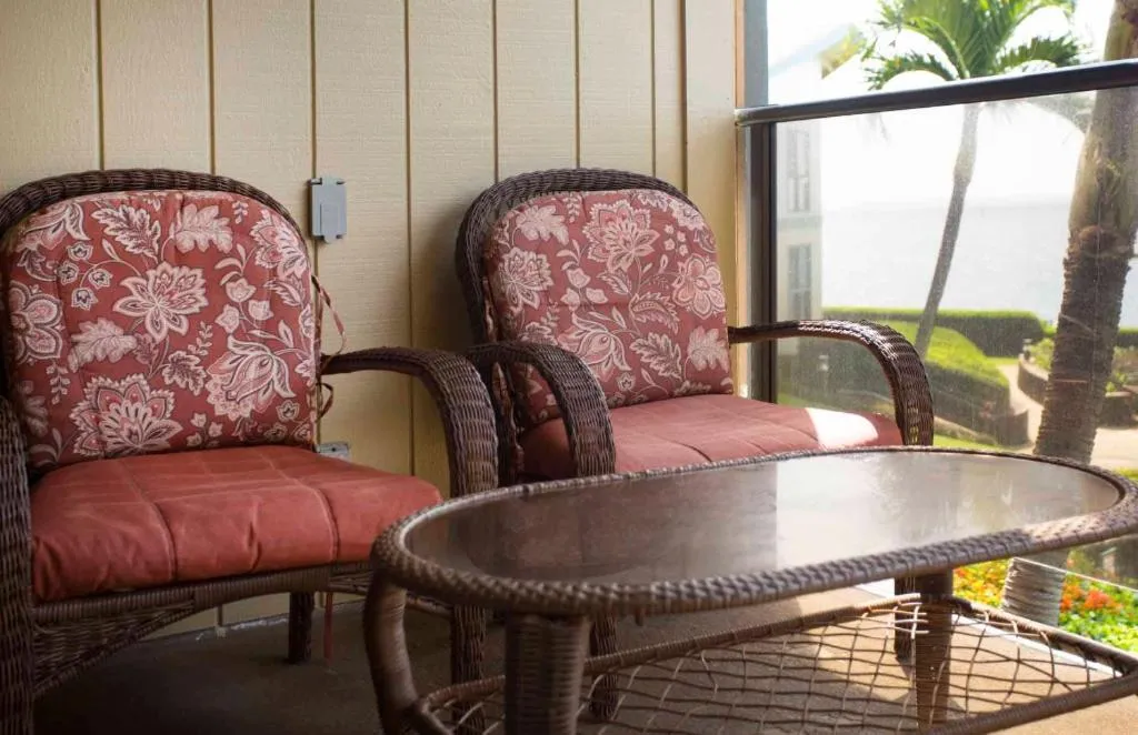 Property building in Castle At Makahuena At Poipu