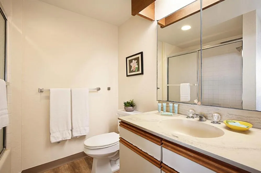 Property building in Castle At Makahuena At Poipu