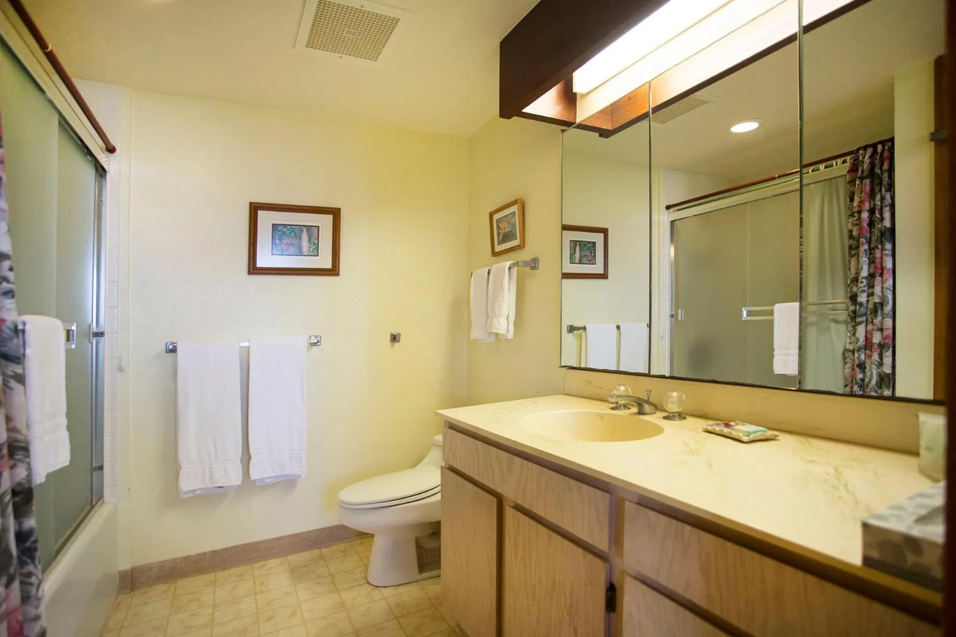 Property building in Castle At Makahuena At Poipu