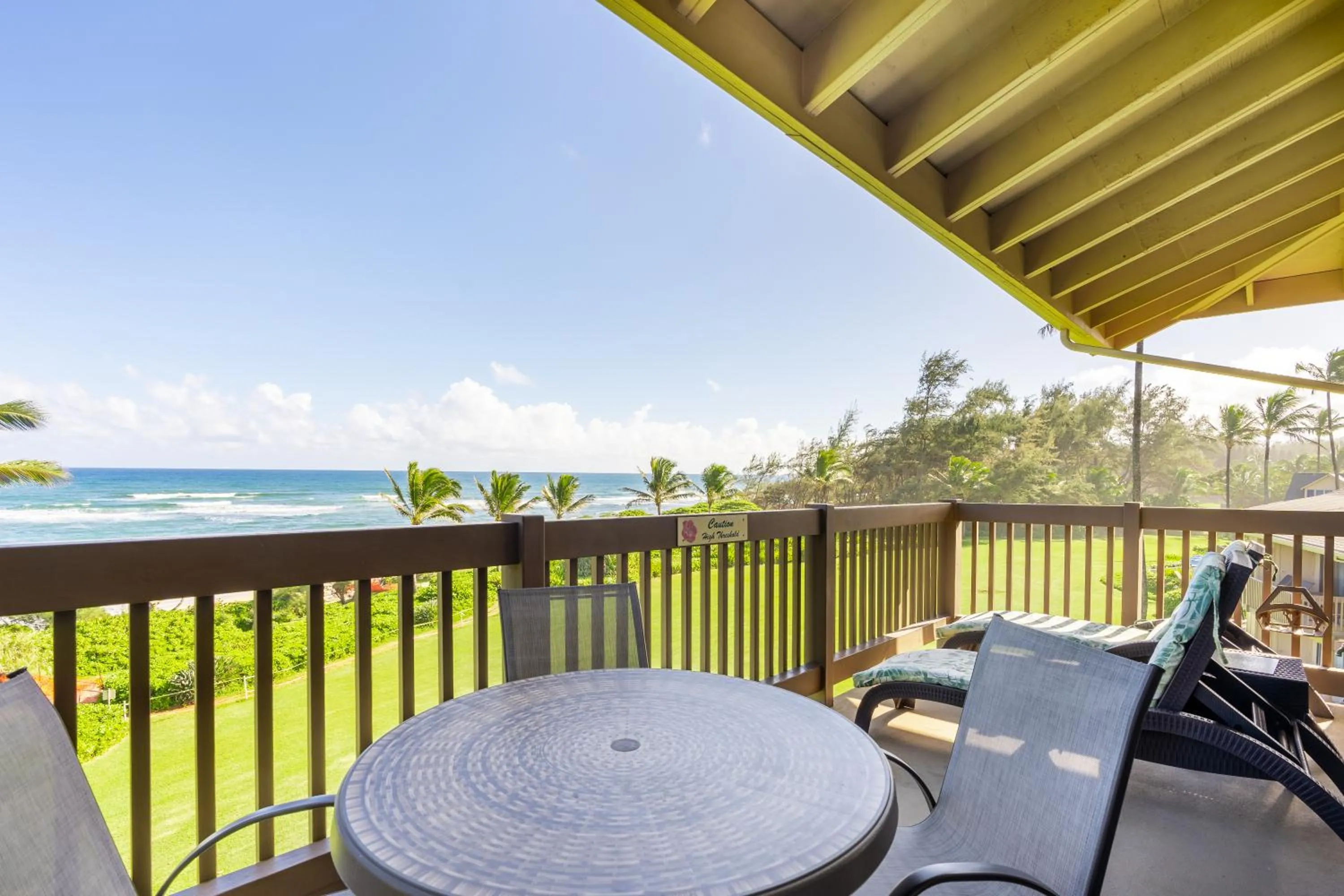 Balcony/Terrace in Castle Kaha Lani Resort