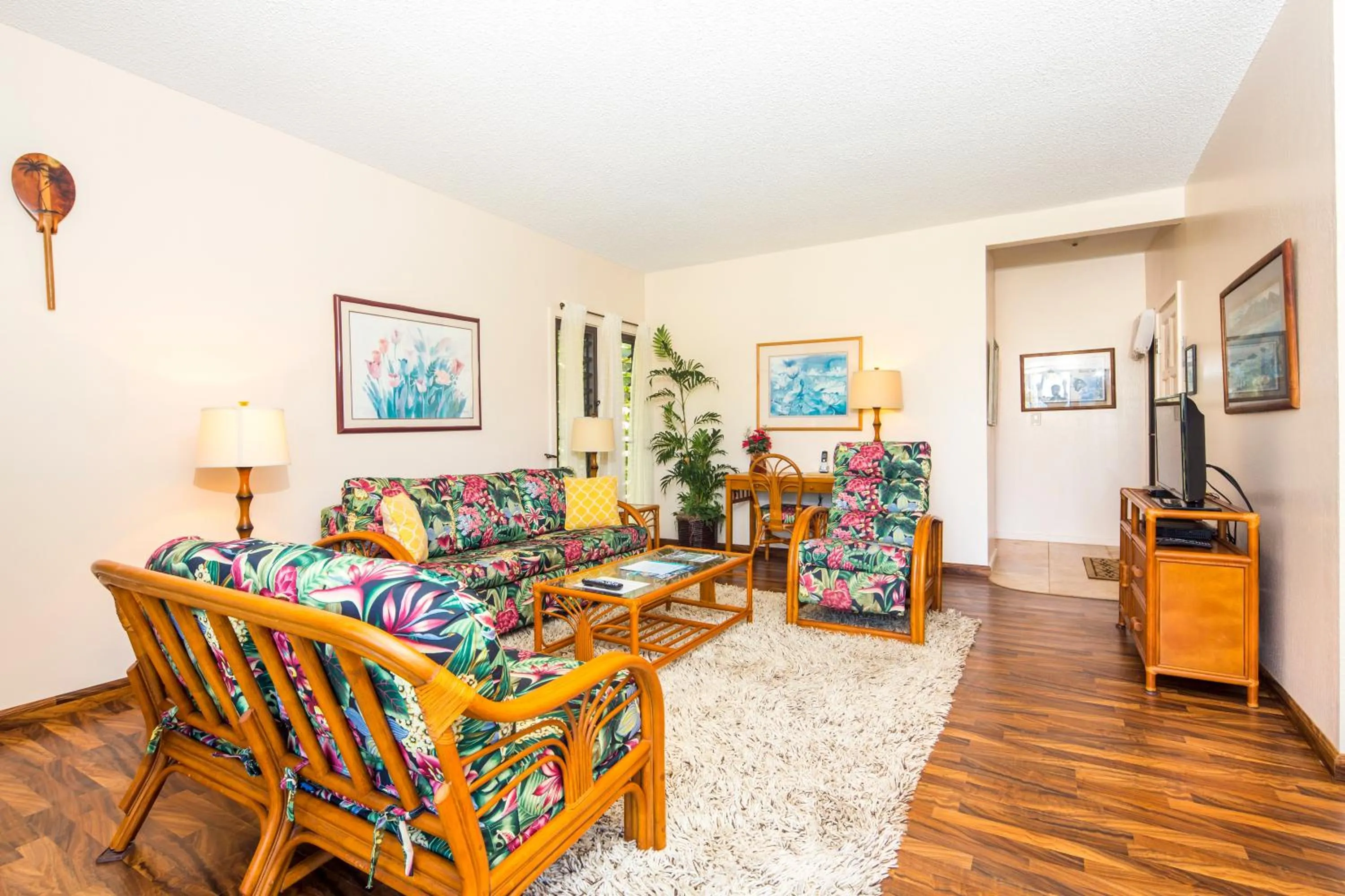 Living room in Castle Kaha Lani Resort