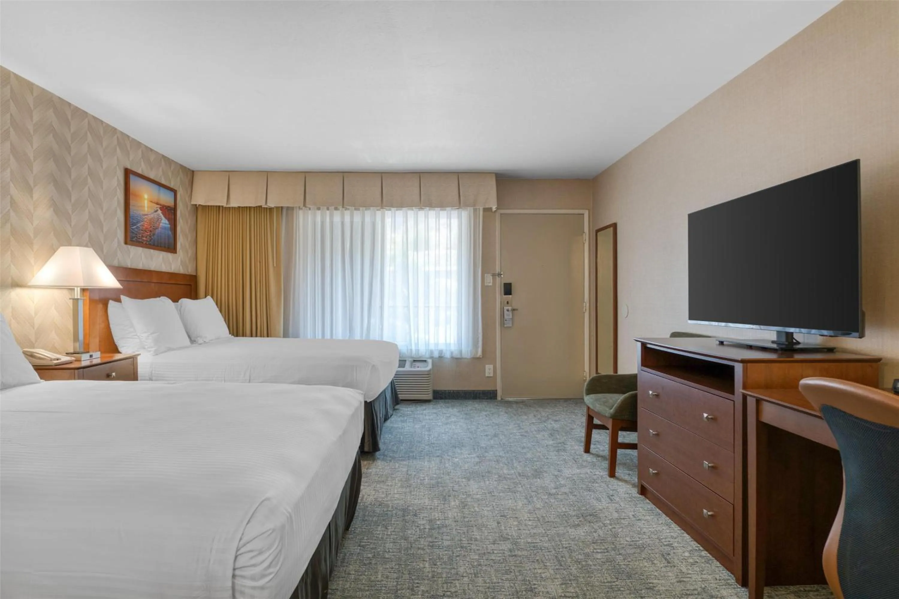 Bedroom, Bed in Best Western Seven Seas