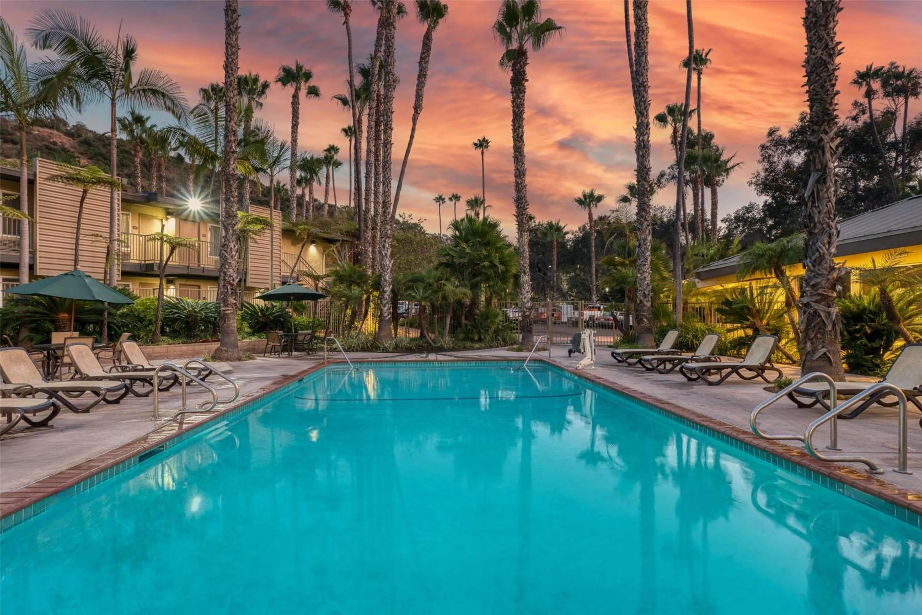 Pool view in Best Western Seven Seas