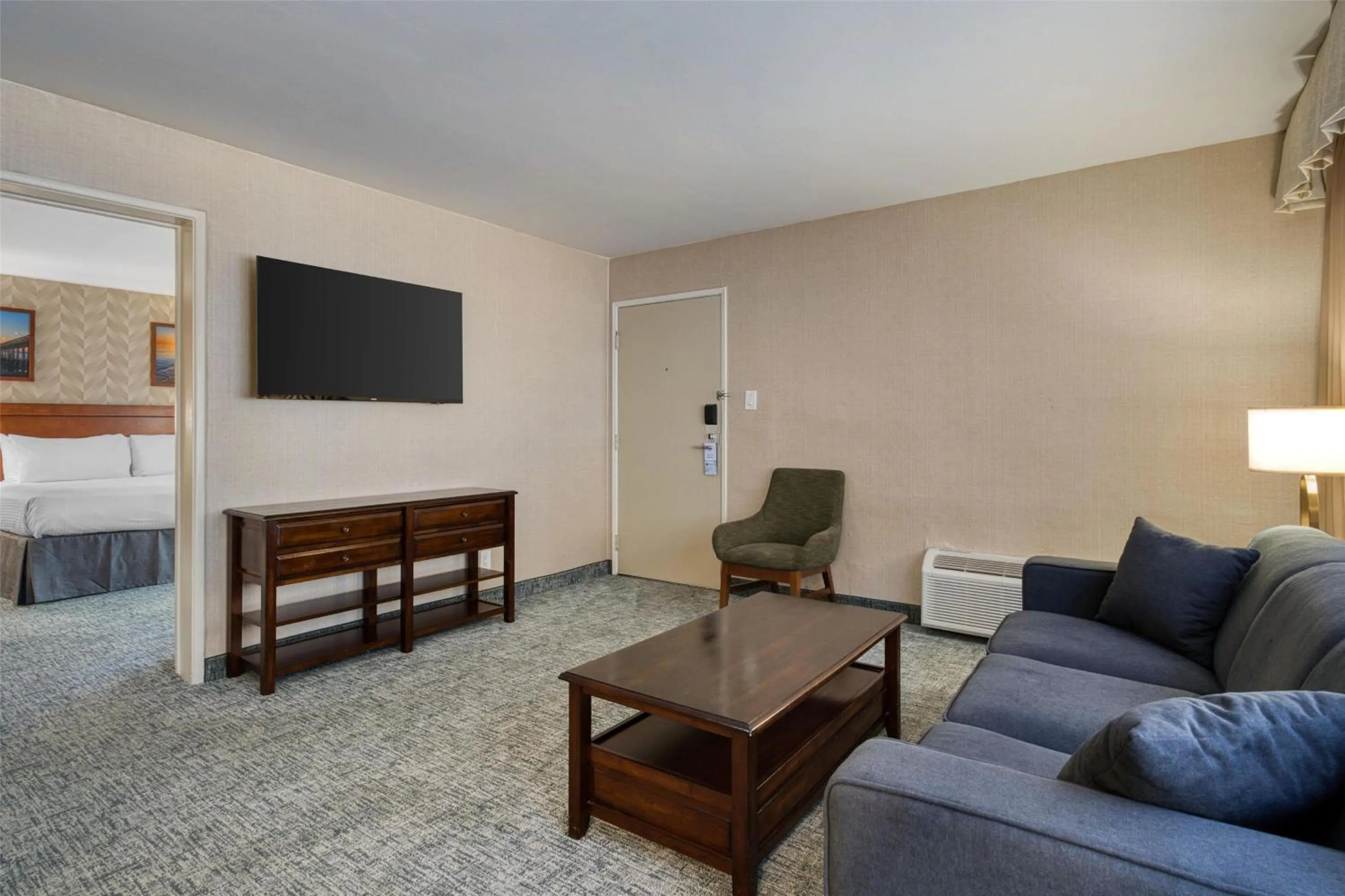 Photo of the whole room in Best Western Seven Seas