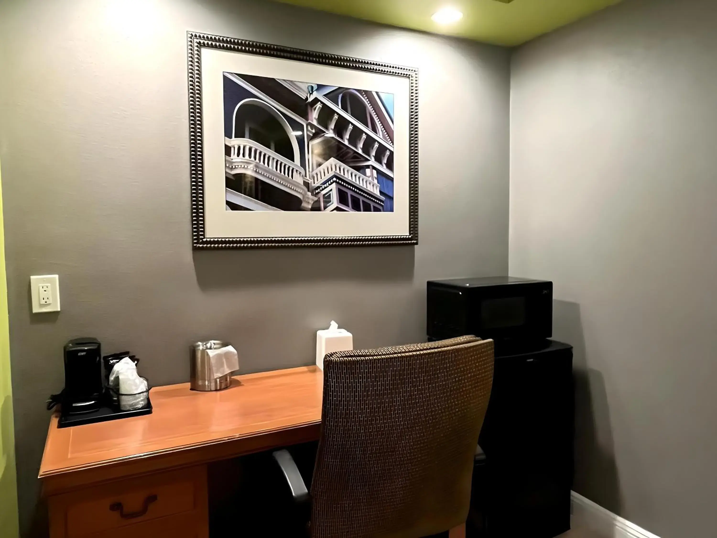 Queen Room with Two Queen Beds in The SeaScape Inn Queen Room with Two Queen Beds in The SeaScape Inn