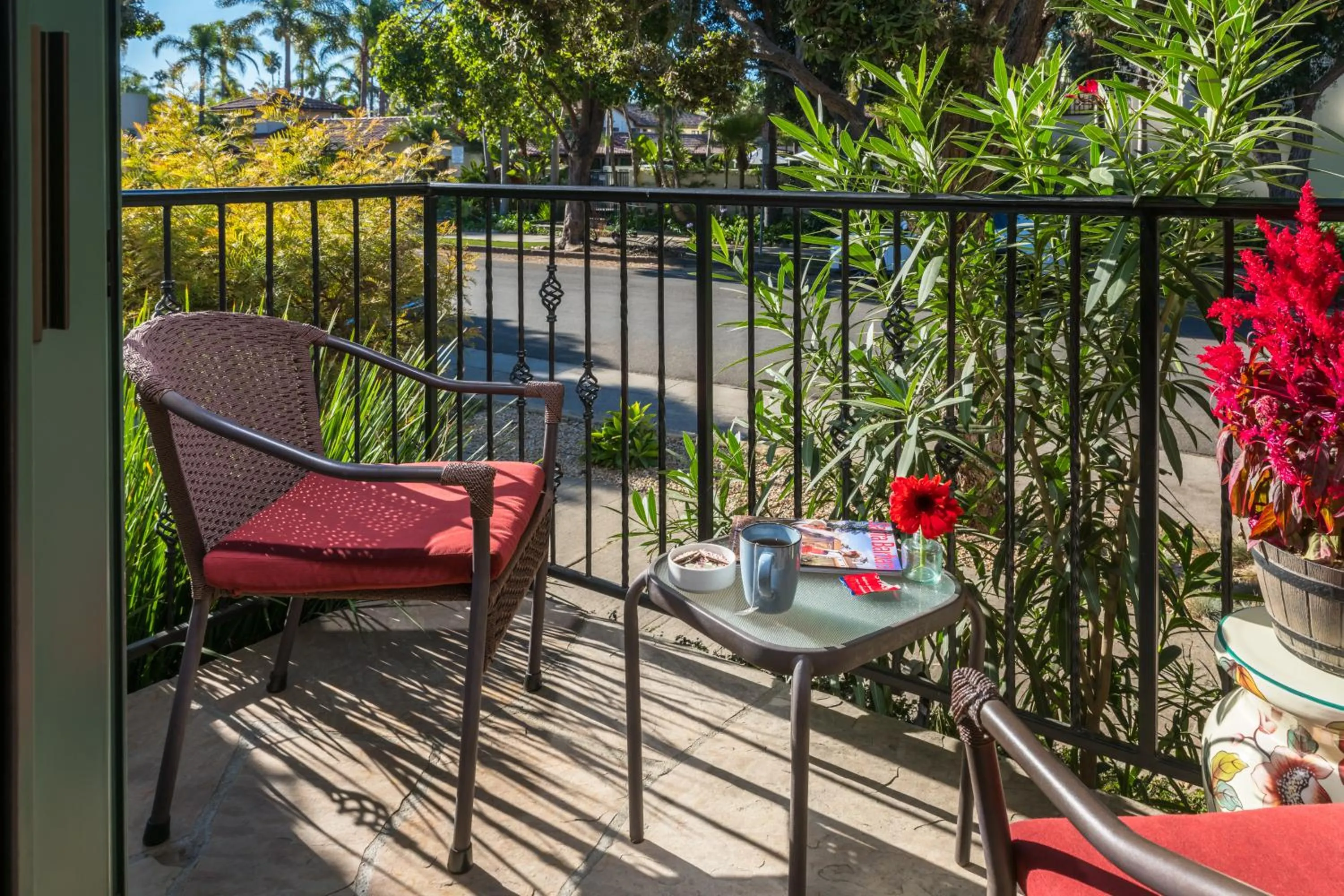 Patio in The Eagle Inn