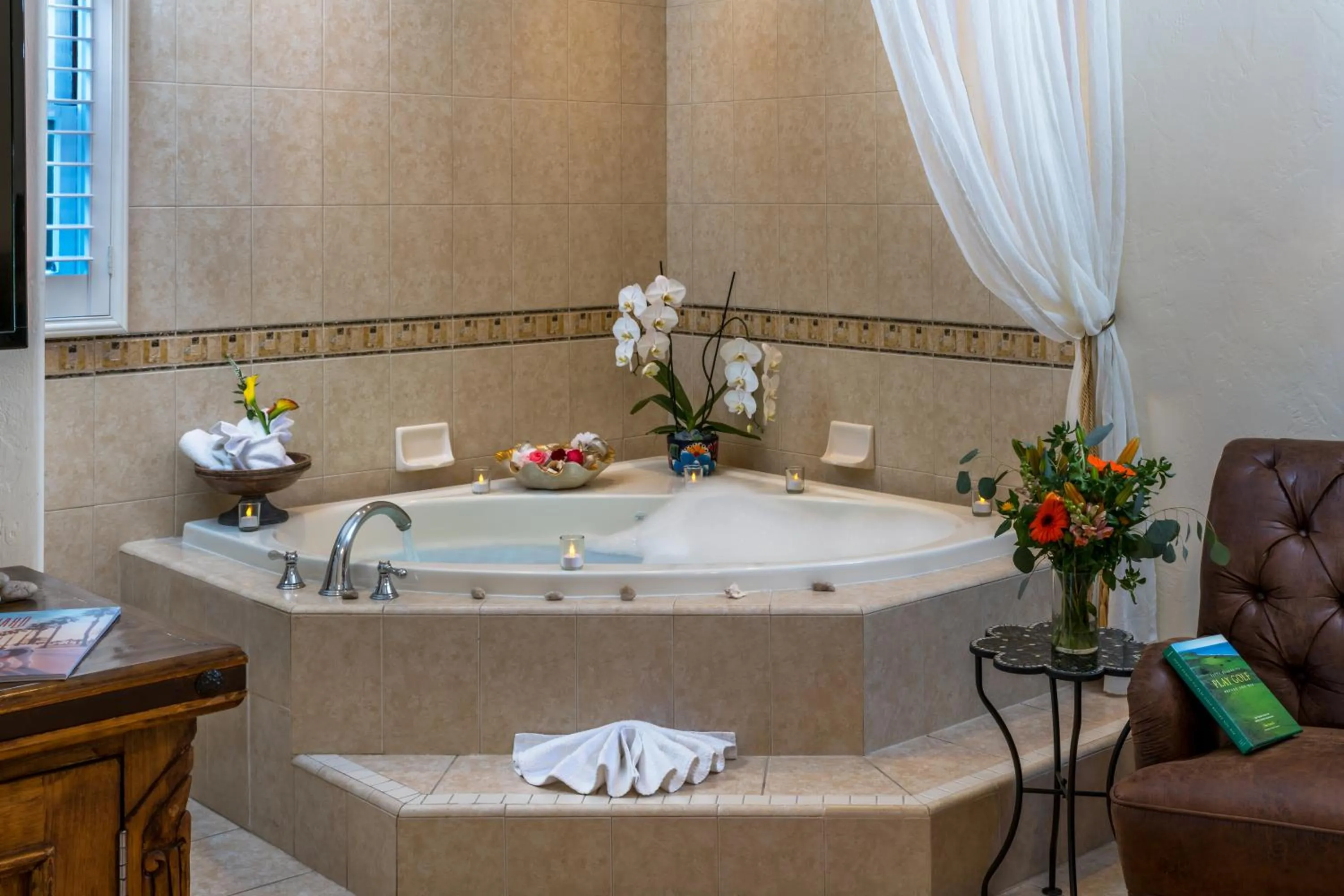 Bath in The Eagle Inn