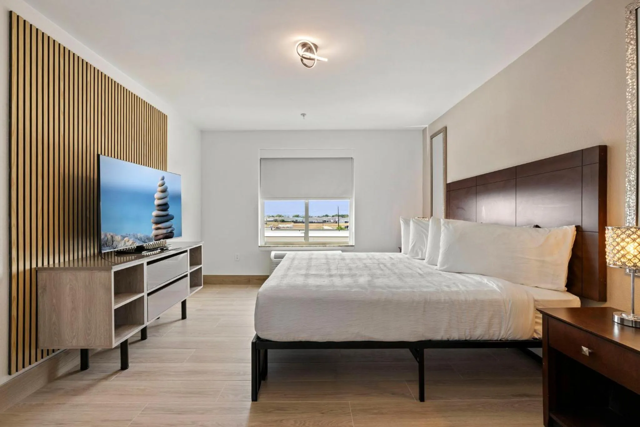 Bed in Kompose Boutique Hotel Houston Cy-Fair