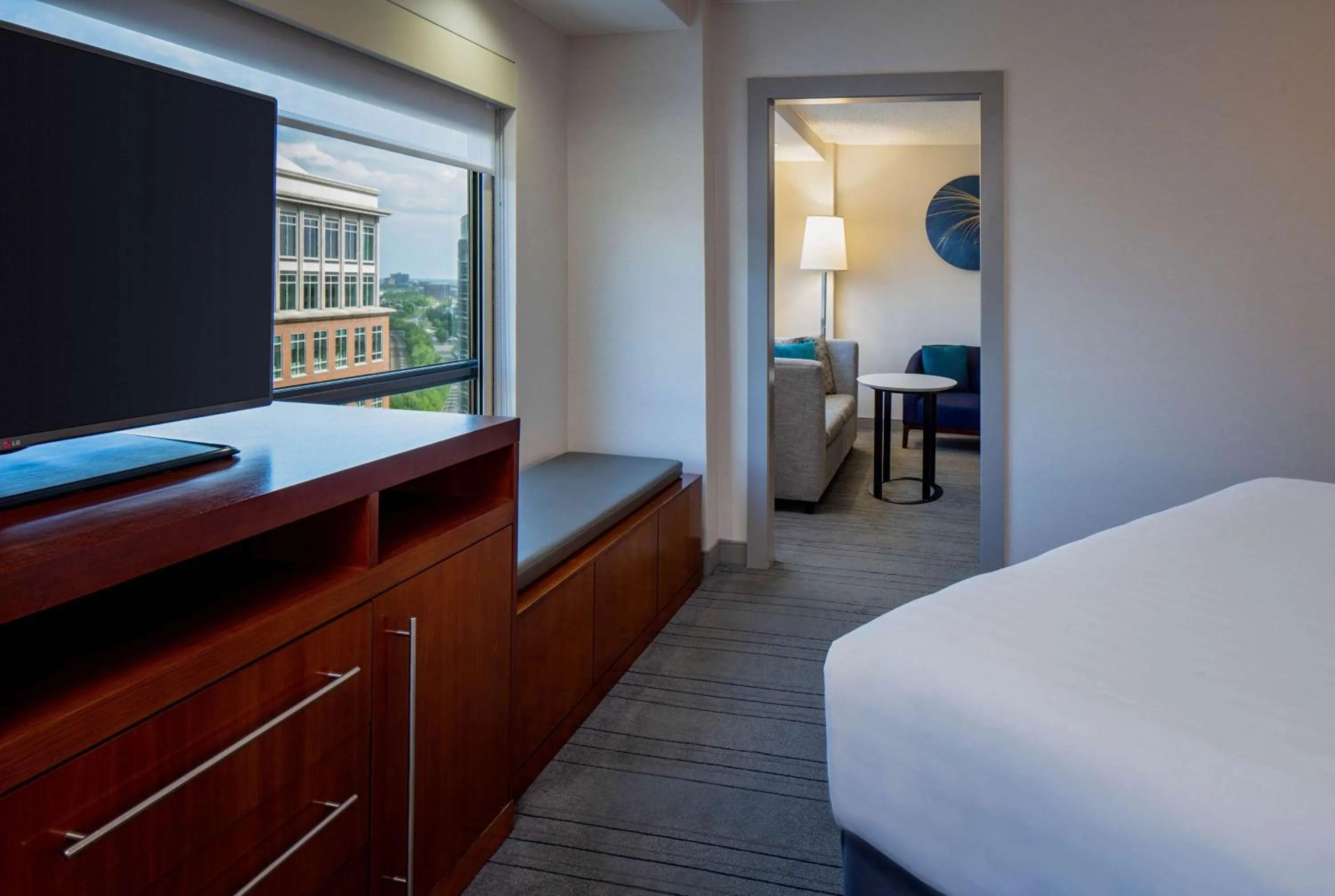 Photo of the whole room, Bed in Hyatt Regency Crystal City at Reagan National Airport