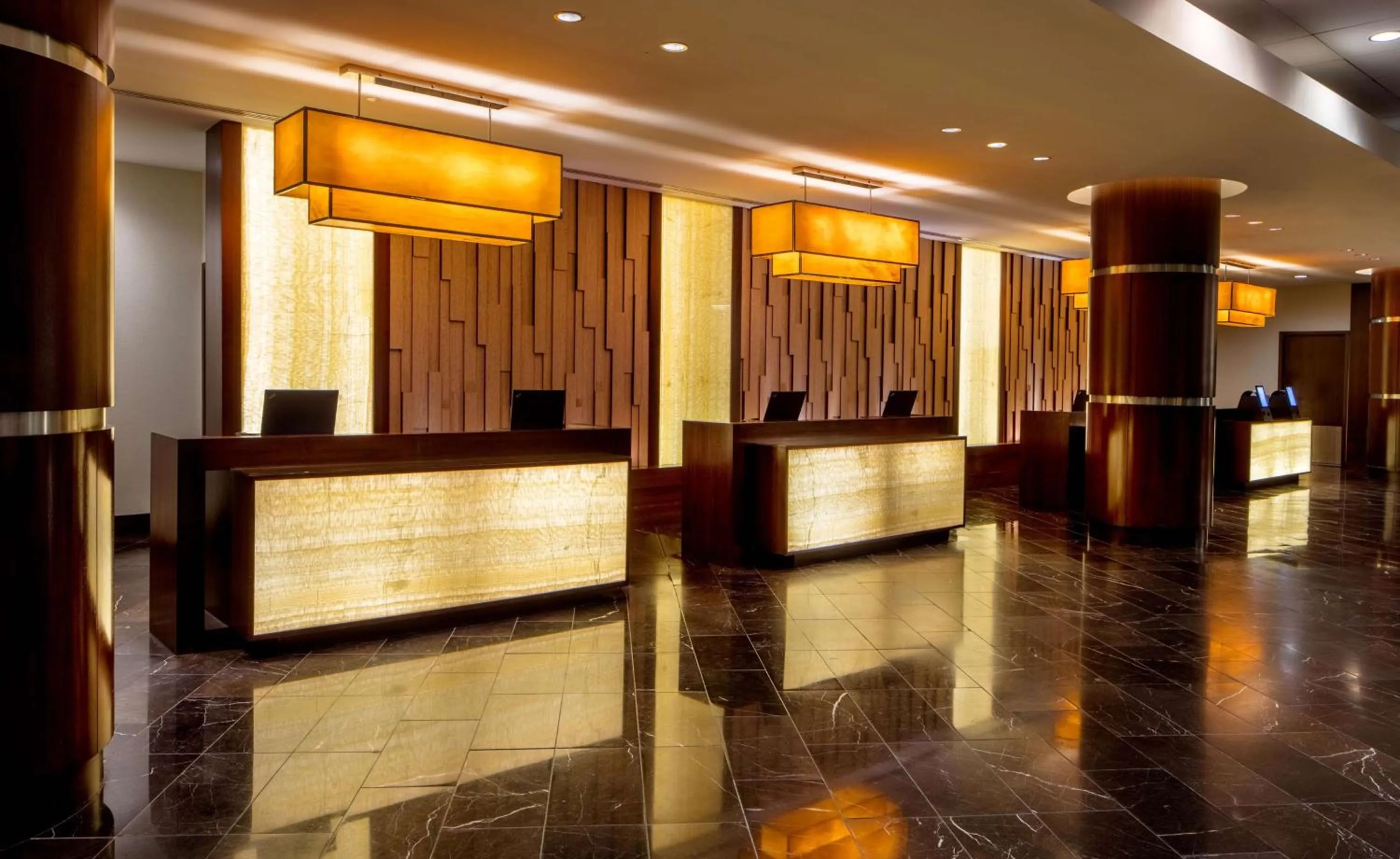 Lobby or reception in Hyatt Regency Crystal City at Reagan National Airport