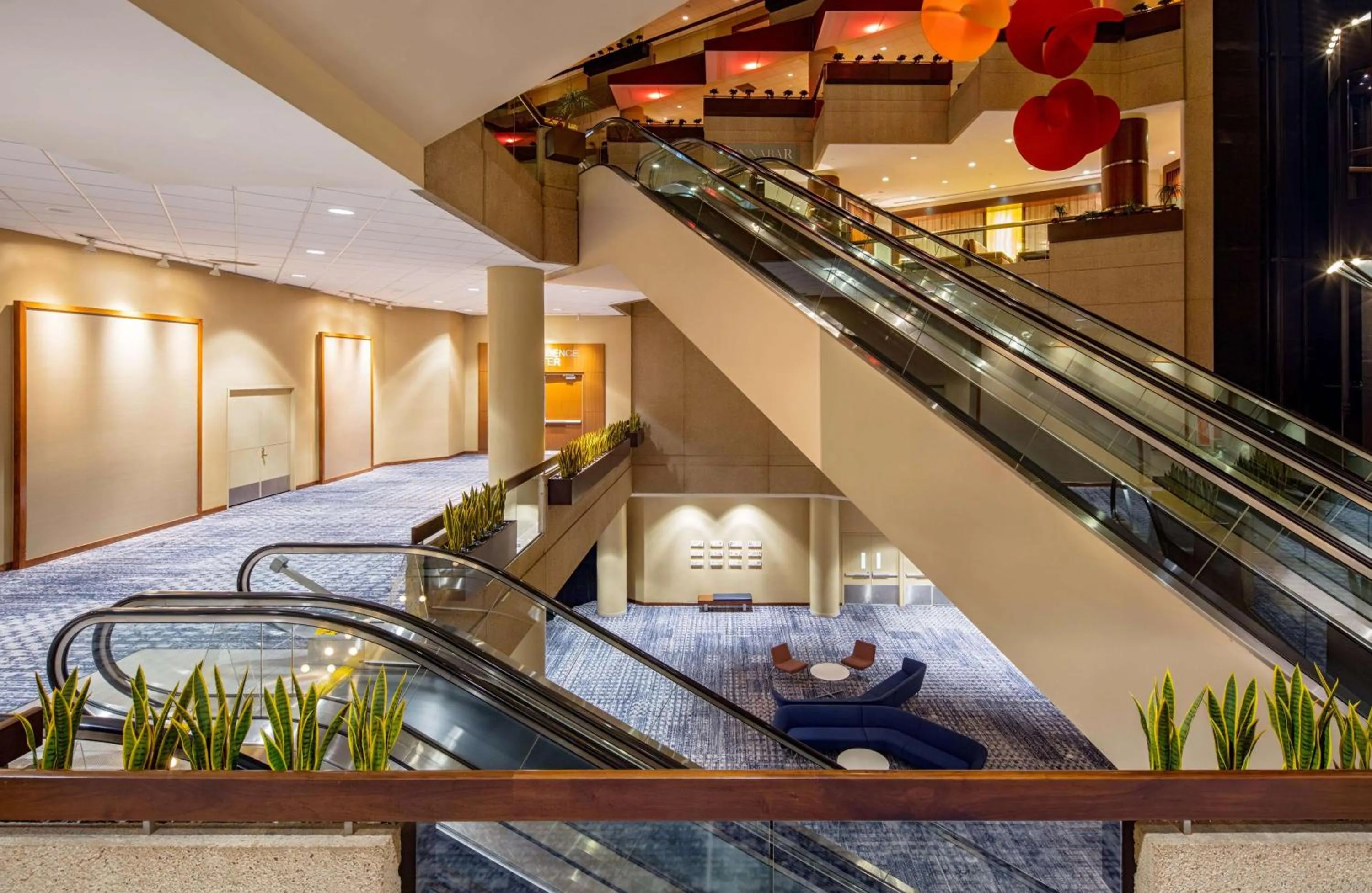 Lobby or reception in Hyatt Regency Crystal City at Reagan National Airport