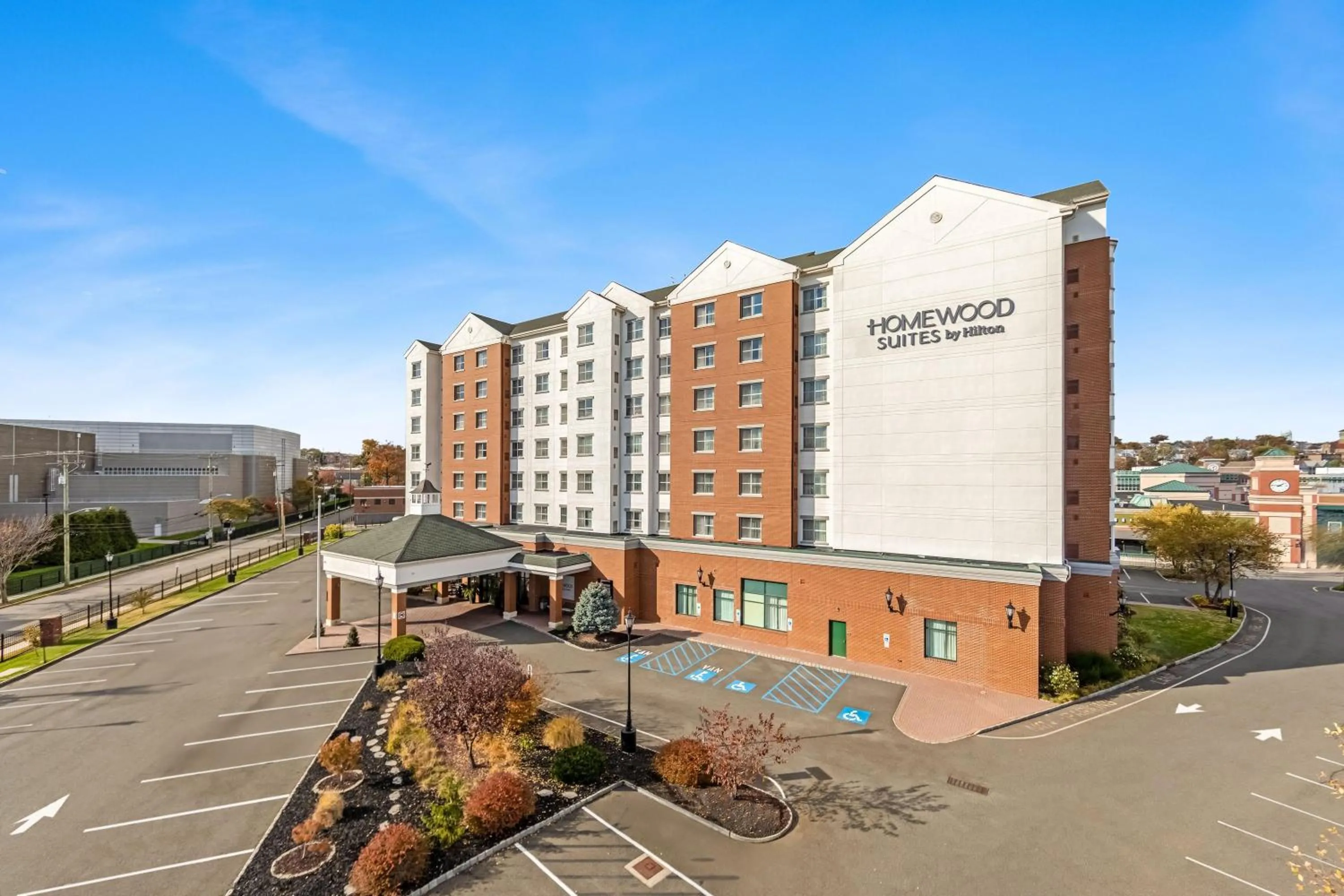 Property building in Homewood Suites by Hilton East Rutherford - Meadowlands, NJ