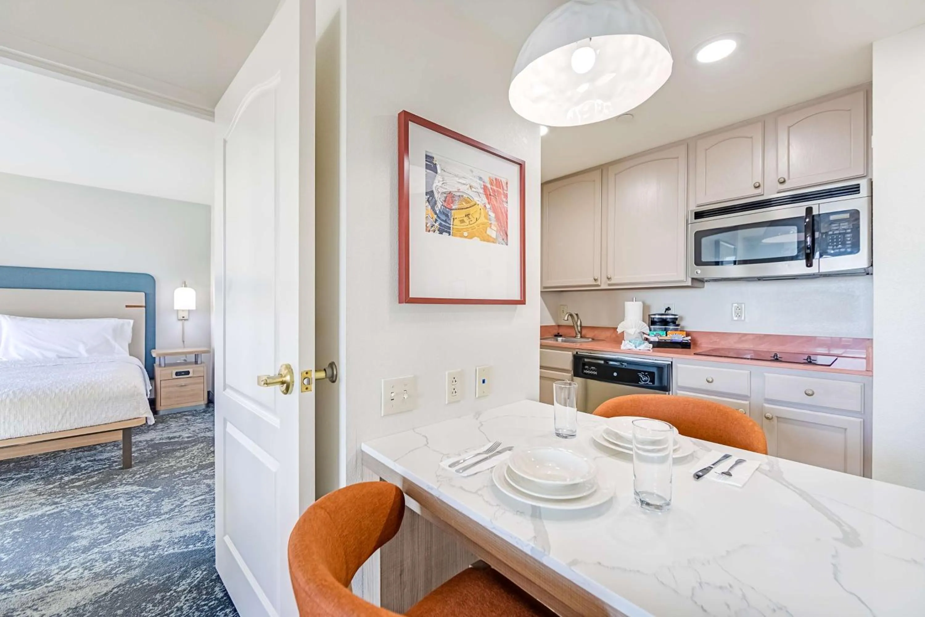 Kitchen or kitchenette in Homewood Suites by Hilton East Rutherford - Meadowlands, NJ