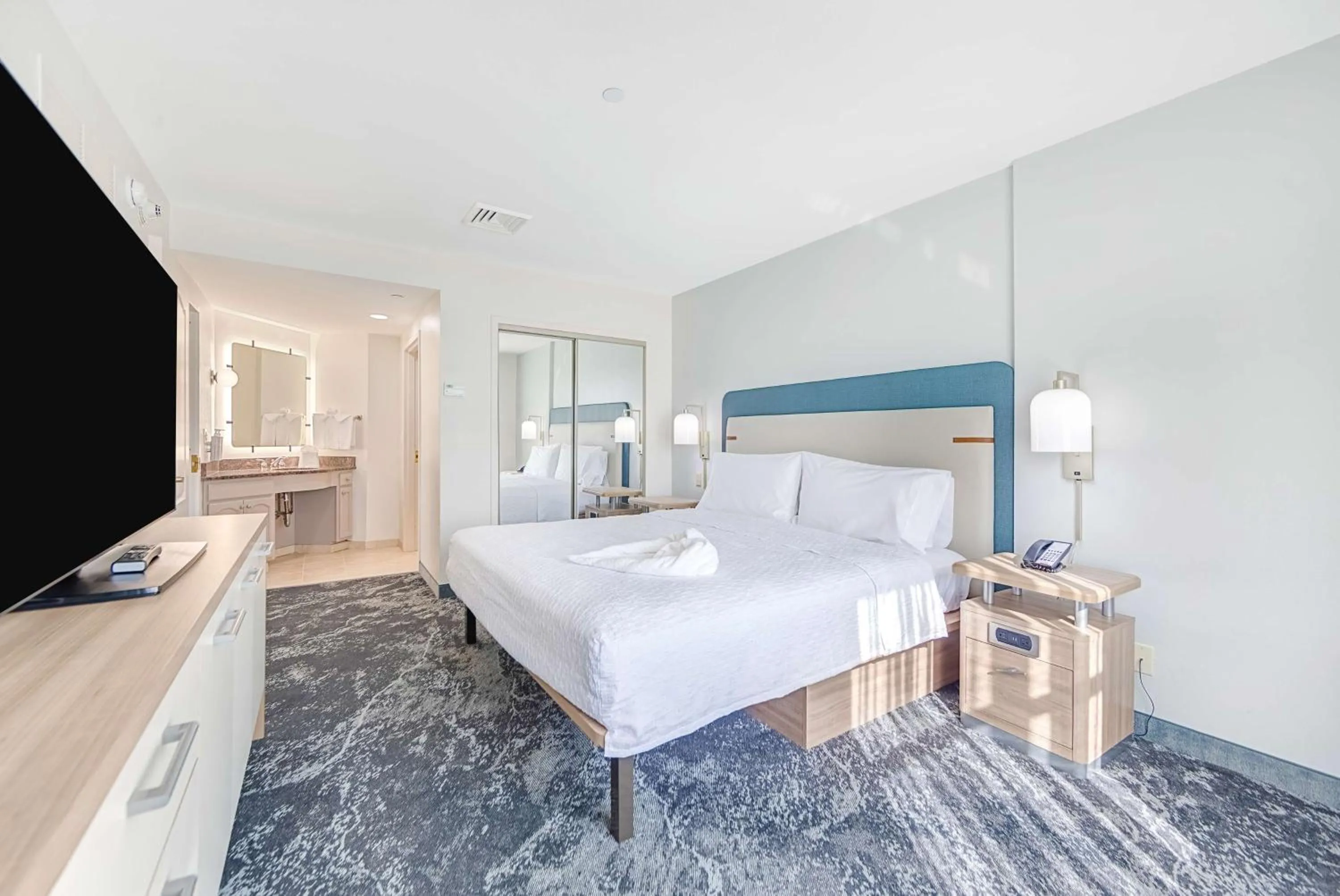 Bed in Homewood Suites by Hilton East Rutherford - Meadowlands, NJ