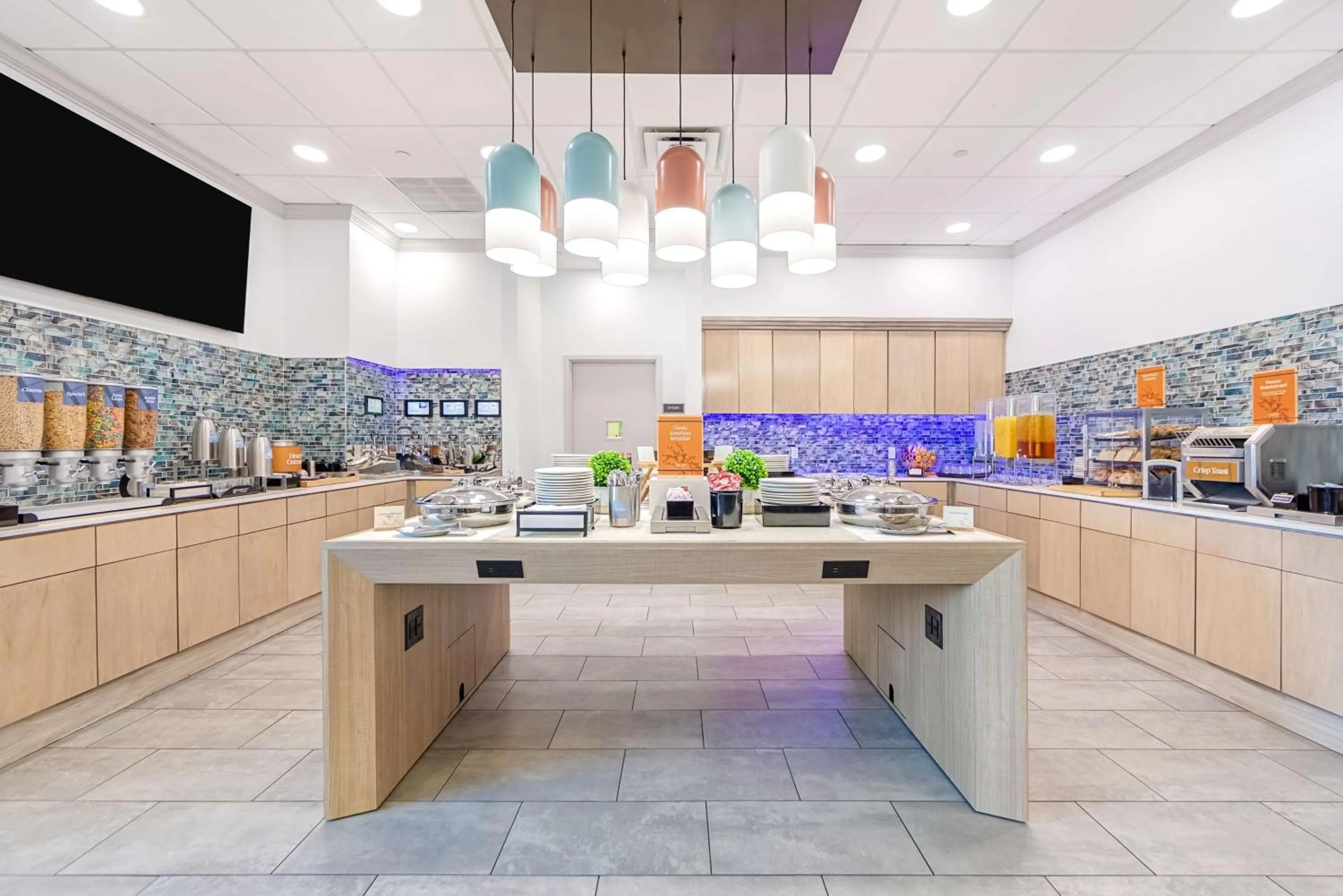 Breakfast in Homewood Suites by Hilton East Rutherford - Meadowlands, NJ