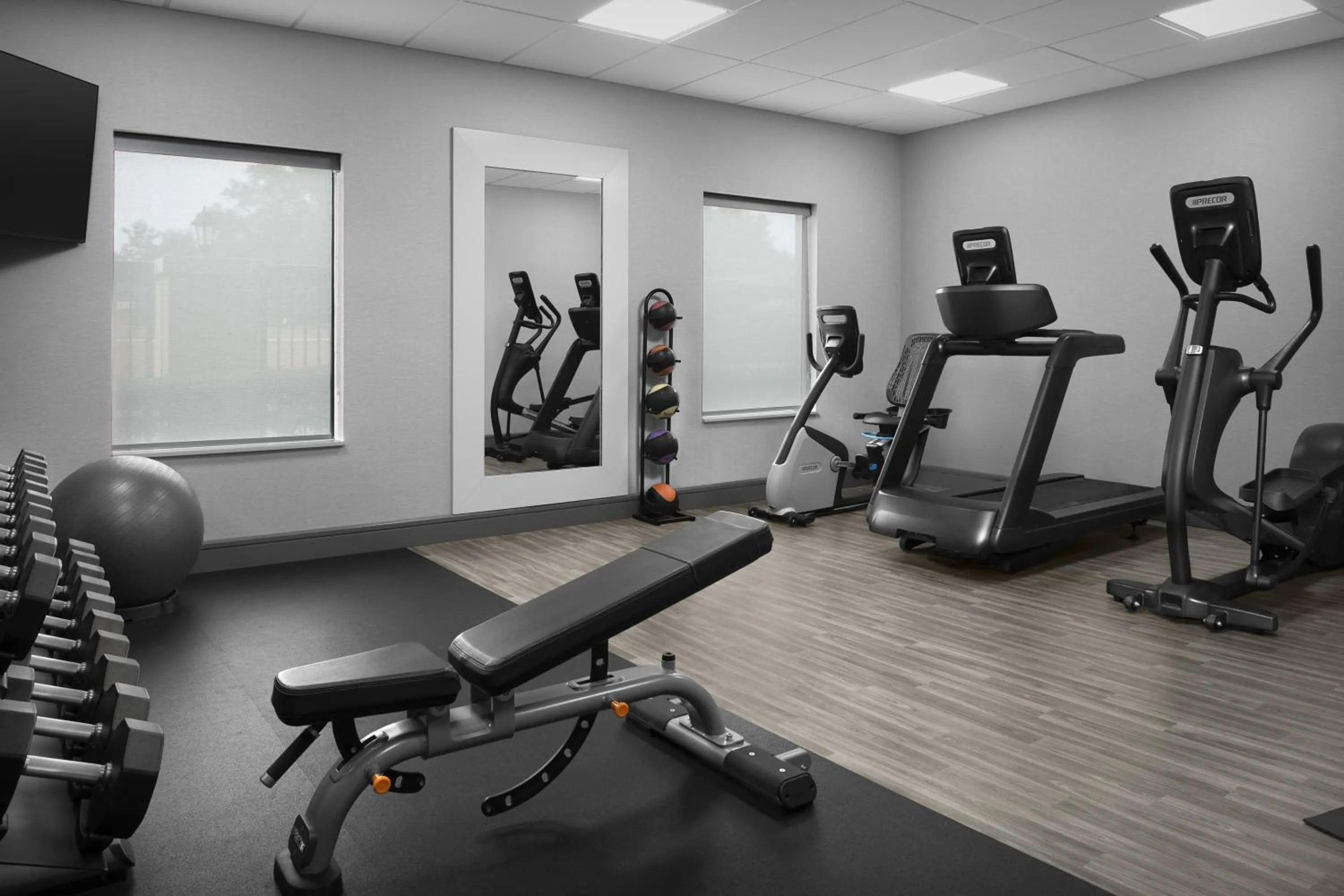 Fitness centre/facilities in Hampton Inn & Suites Jacksonville South - Bartram Park