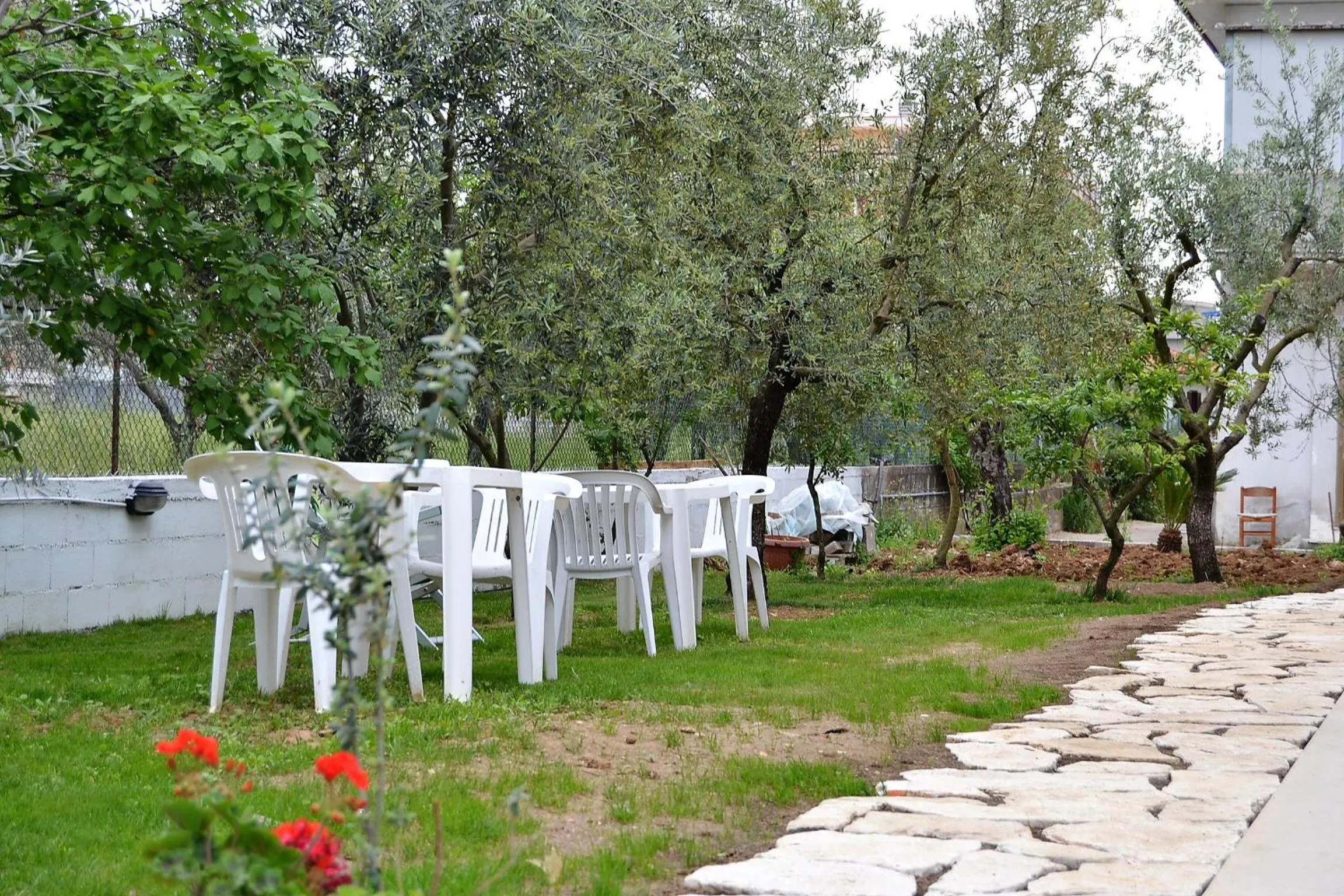 Garden in Il Girasole Formia Guesthouse rooms