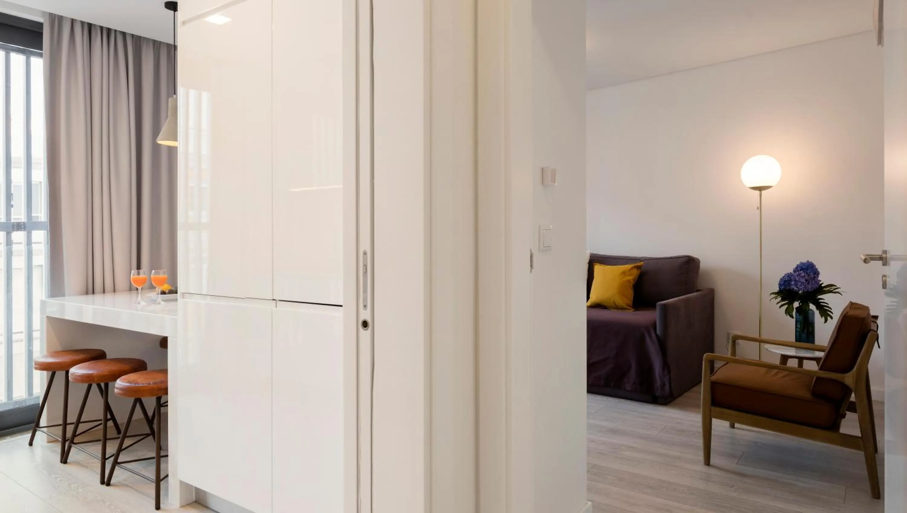Kitchen or kitchenette in Lisbon Serviced Apartments - Parque