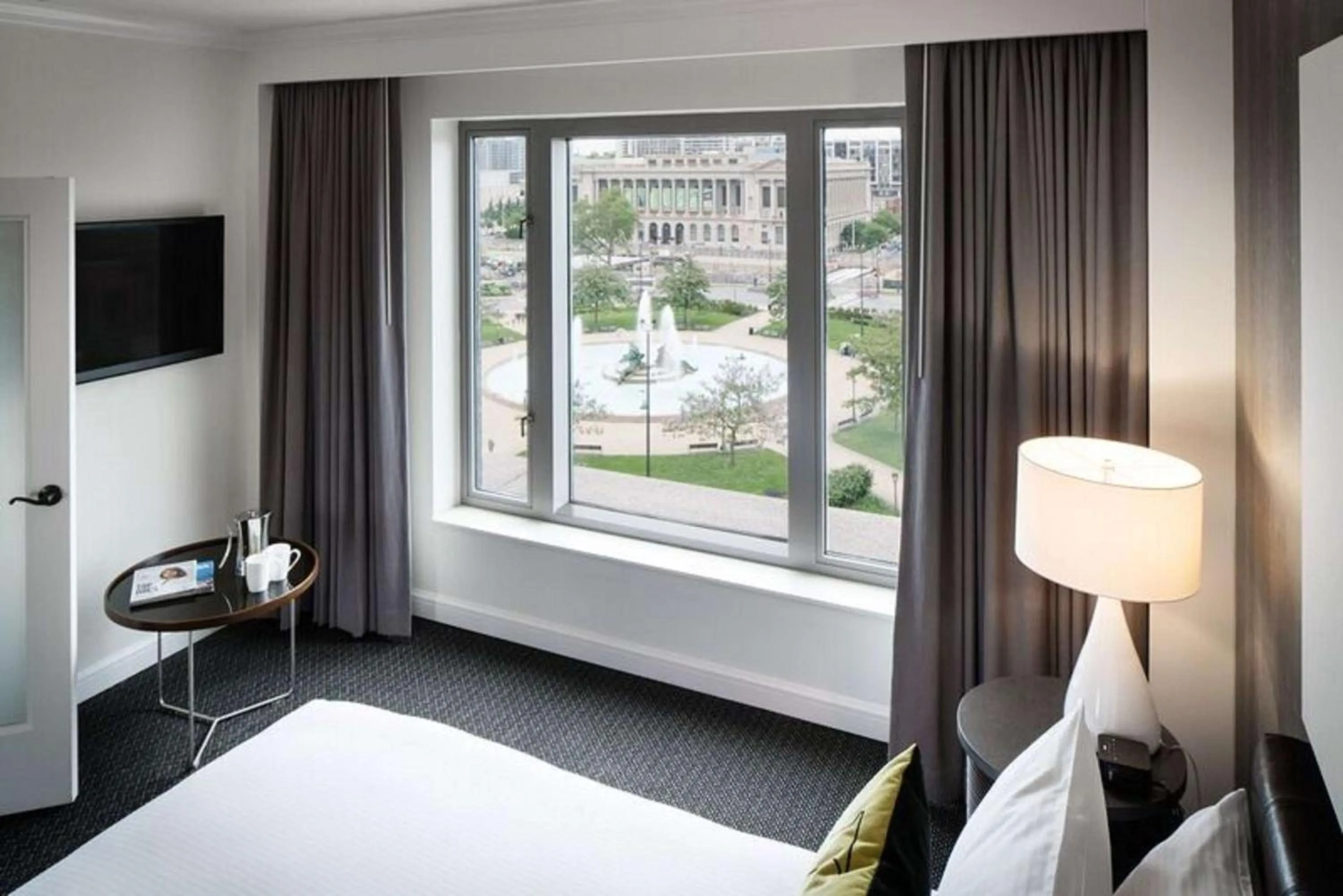 Bed in The Logan Philadelphia, Curio Collection by Hilton