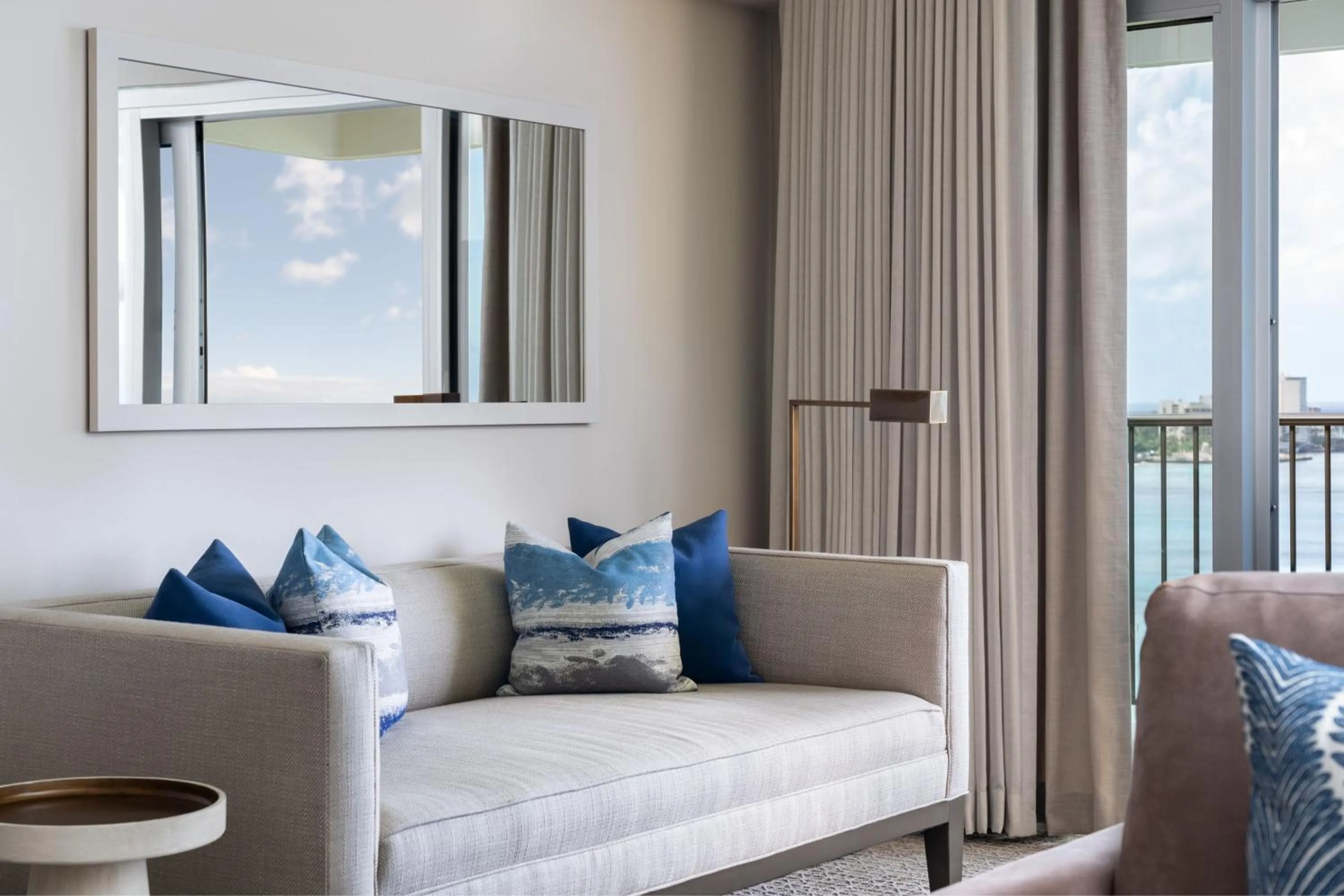 Photo of the whole room in Sheraton Waikiki Beach Resort