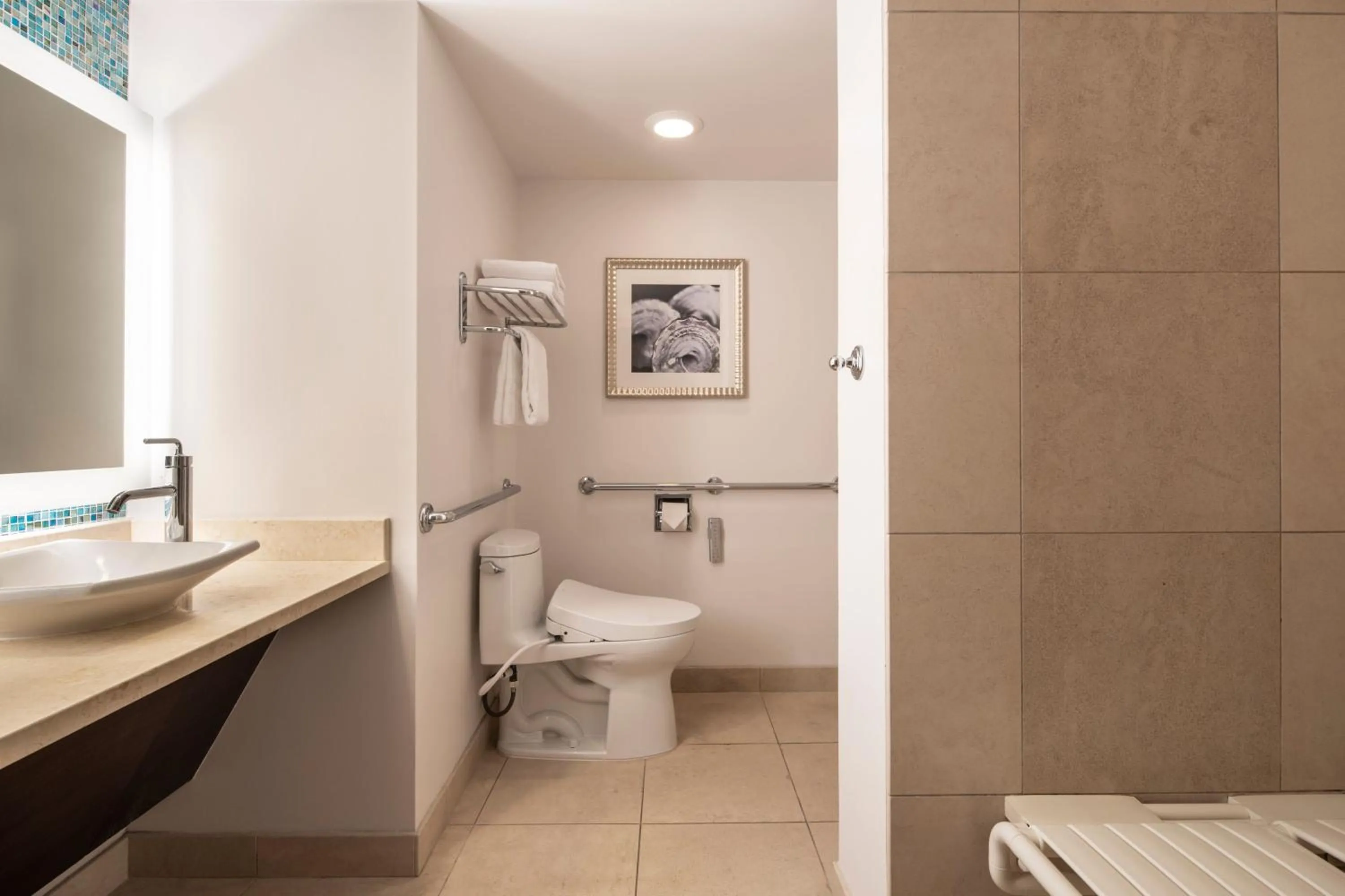 Bathroom in The Royal Hawaiian, A Luxury Collection Resort, Waikiki