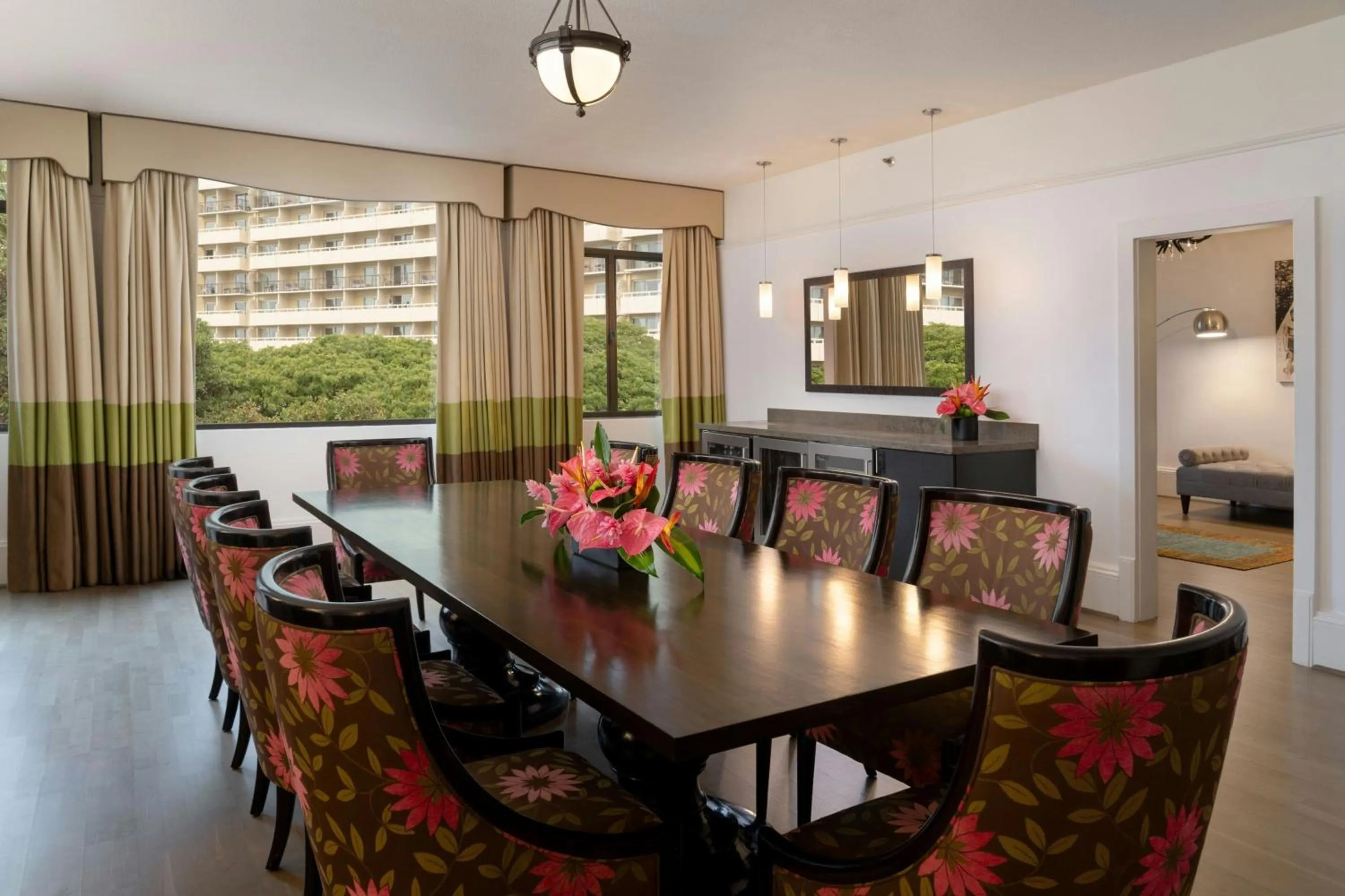 Meeting/conference room in The Royal Hawaiian, A Luxury Collection Resort, Waikiki