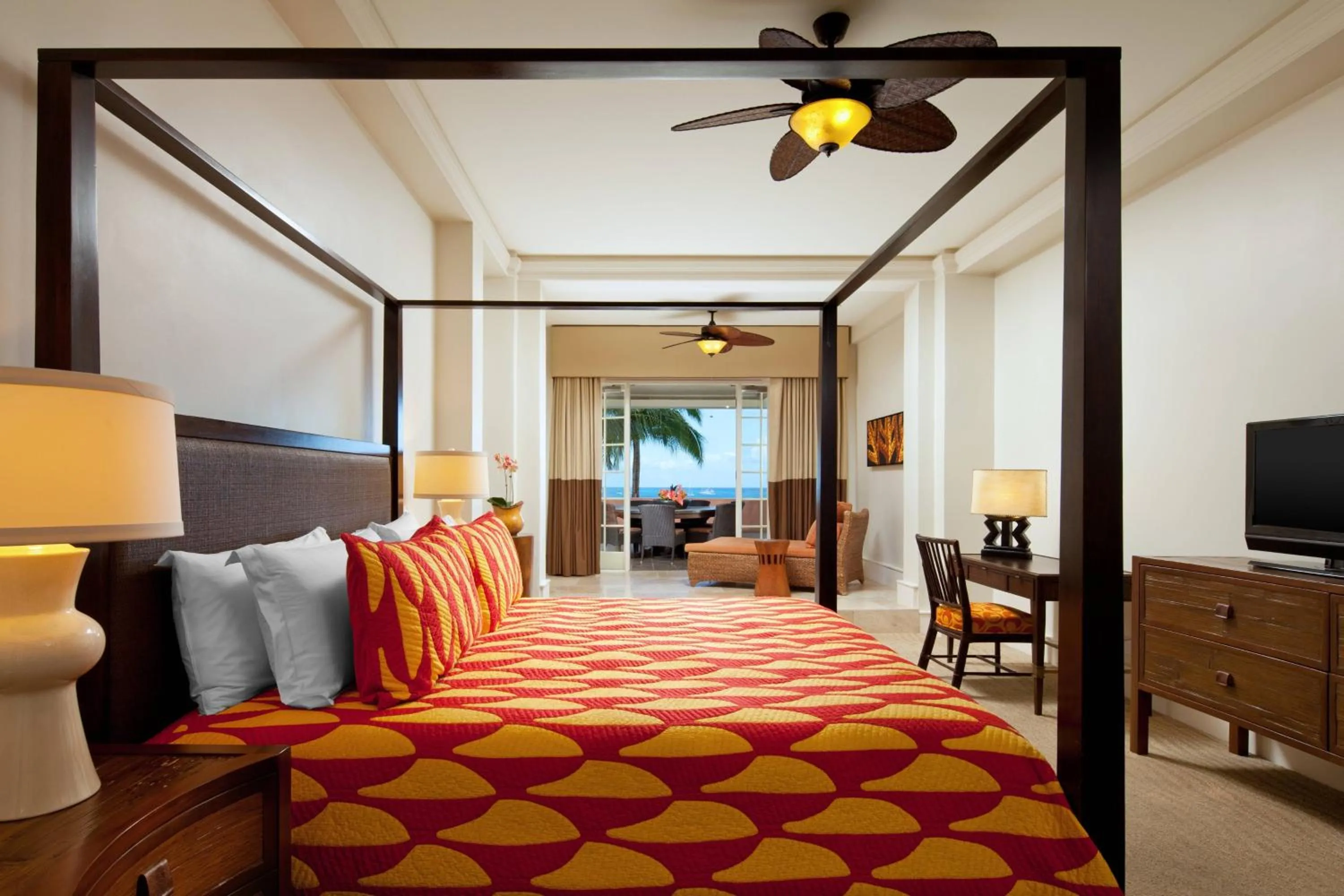 Bedroom, Bed in The Royal Hawaiian, A Luxury Collection Resort, Waikiki