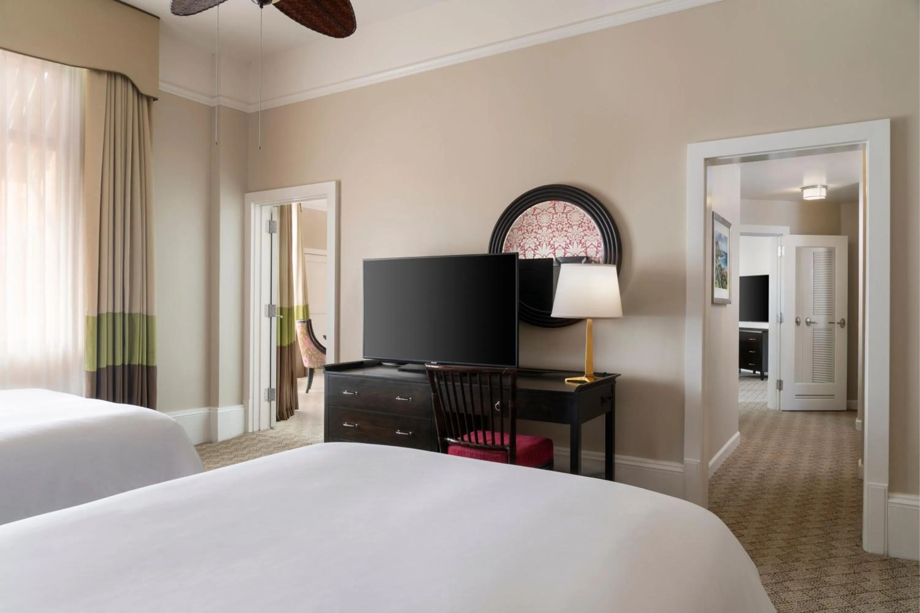 Photo of the whole room, Bed in The Royal Hawaiian, A Luxury Collection Resort, Waikiki