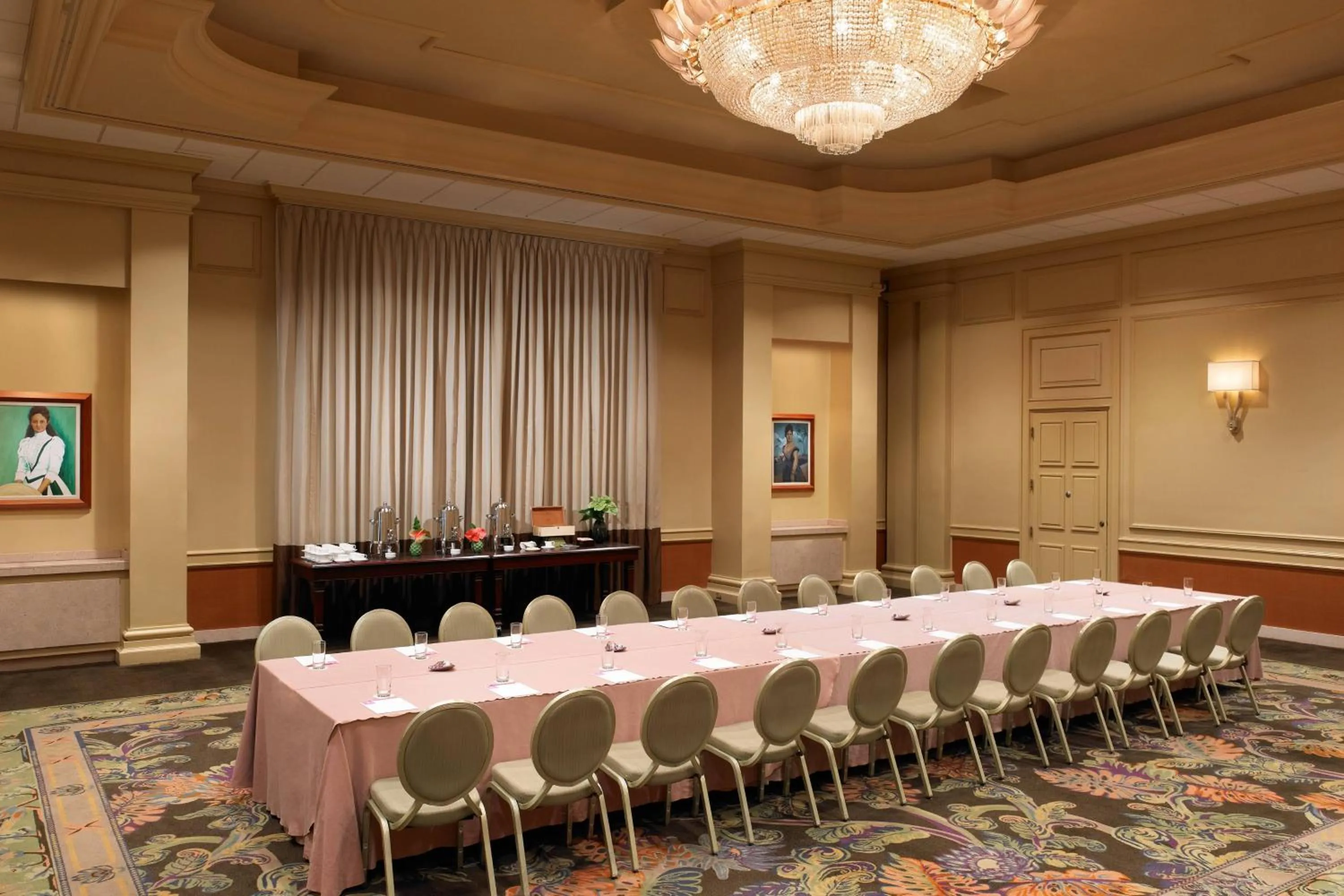 Meeting/conference room in The Royal Hawaiian, A Luxury Collection Resort, Waikiki