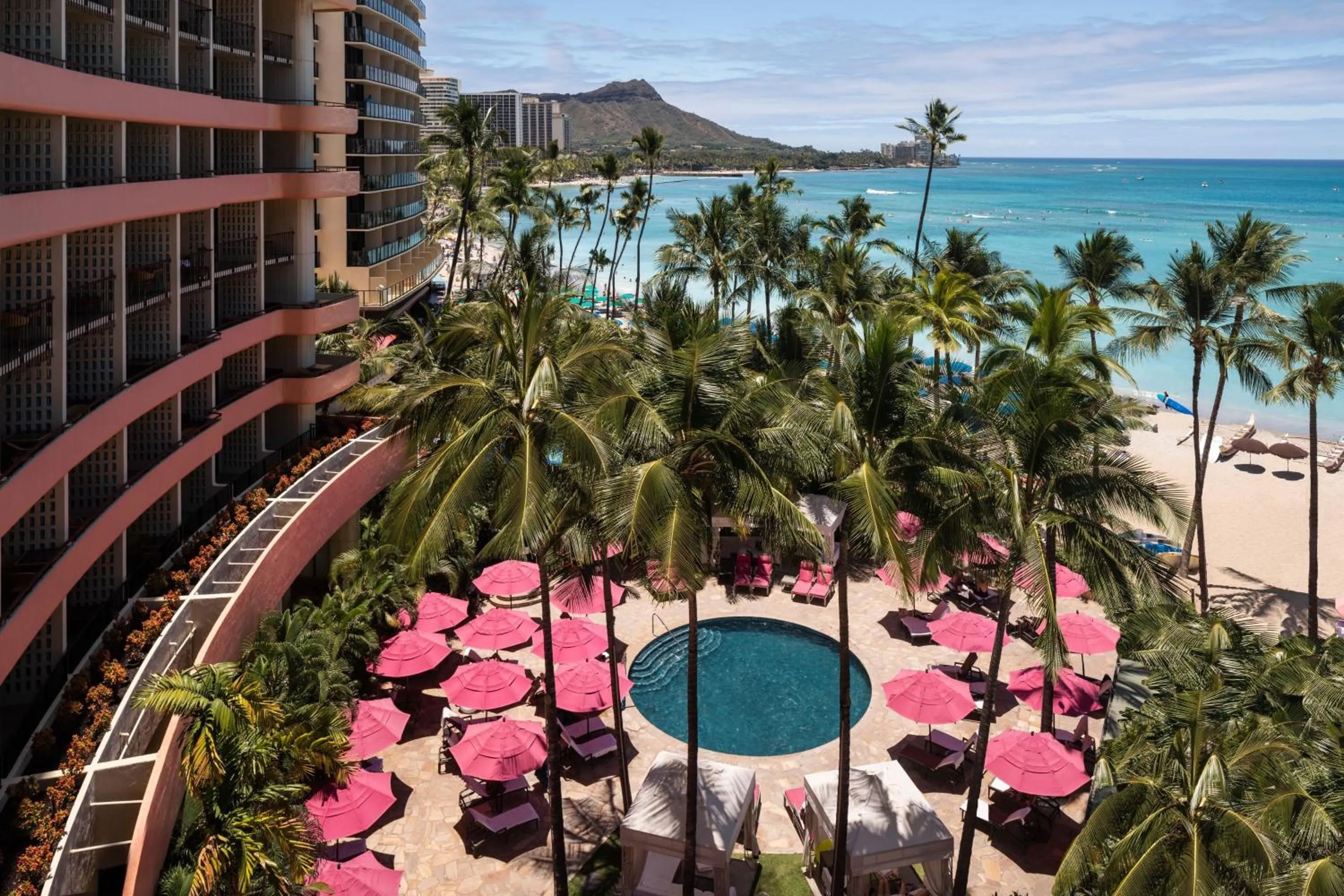 Swimming pool in The Royal Hawaiian, A Luxury Collection Resort, Waikiki