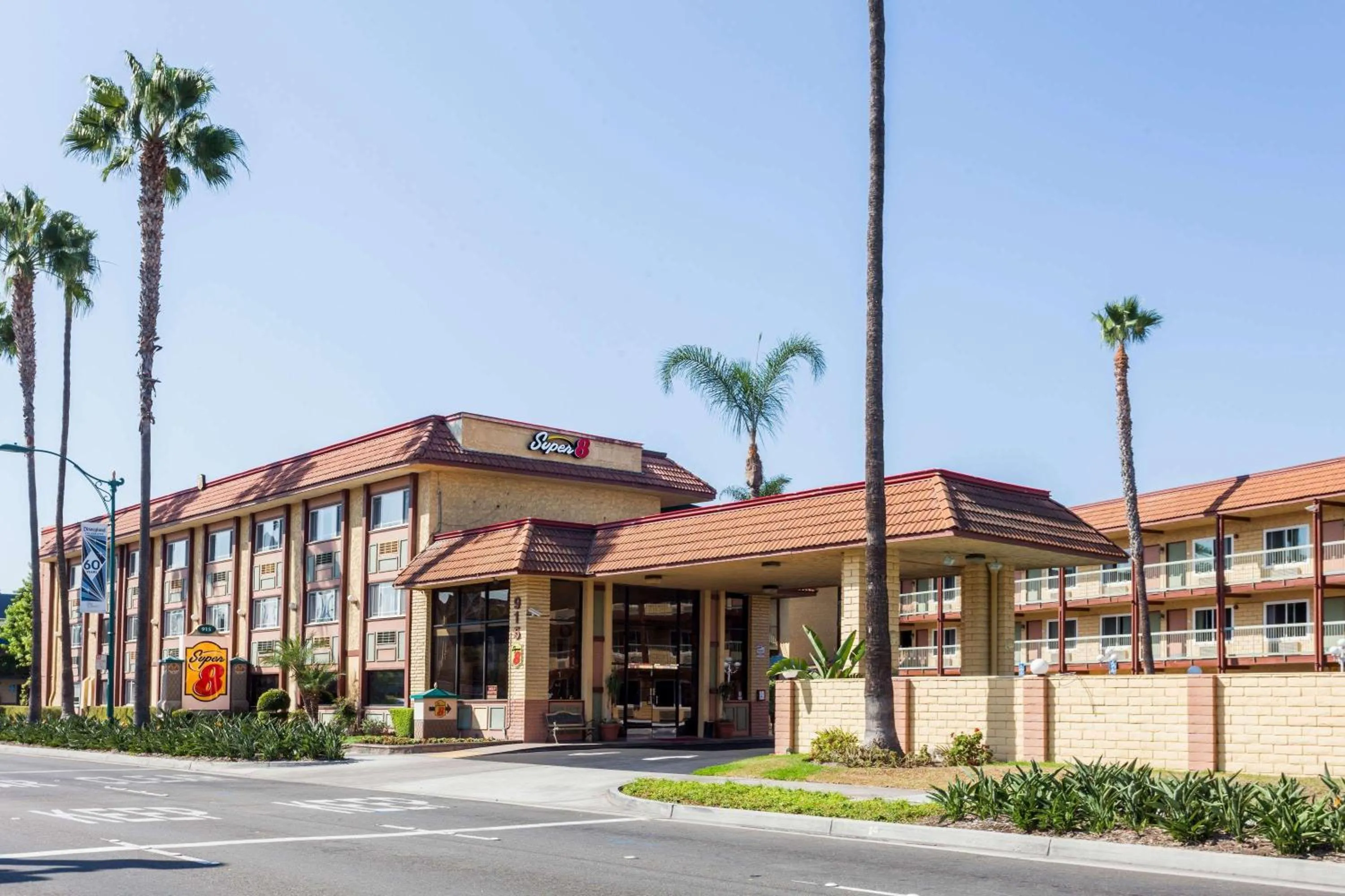 Property building in Super 8 by Wyndham Anaheim/Disneyland Drive