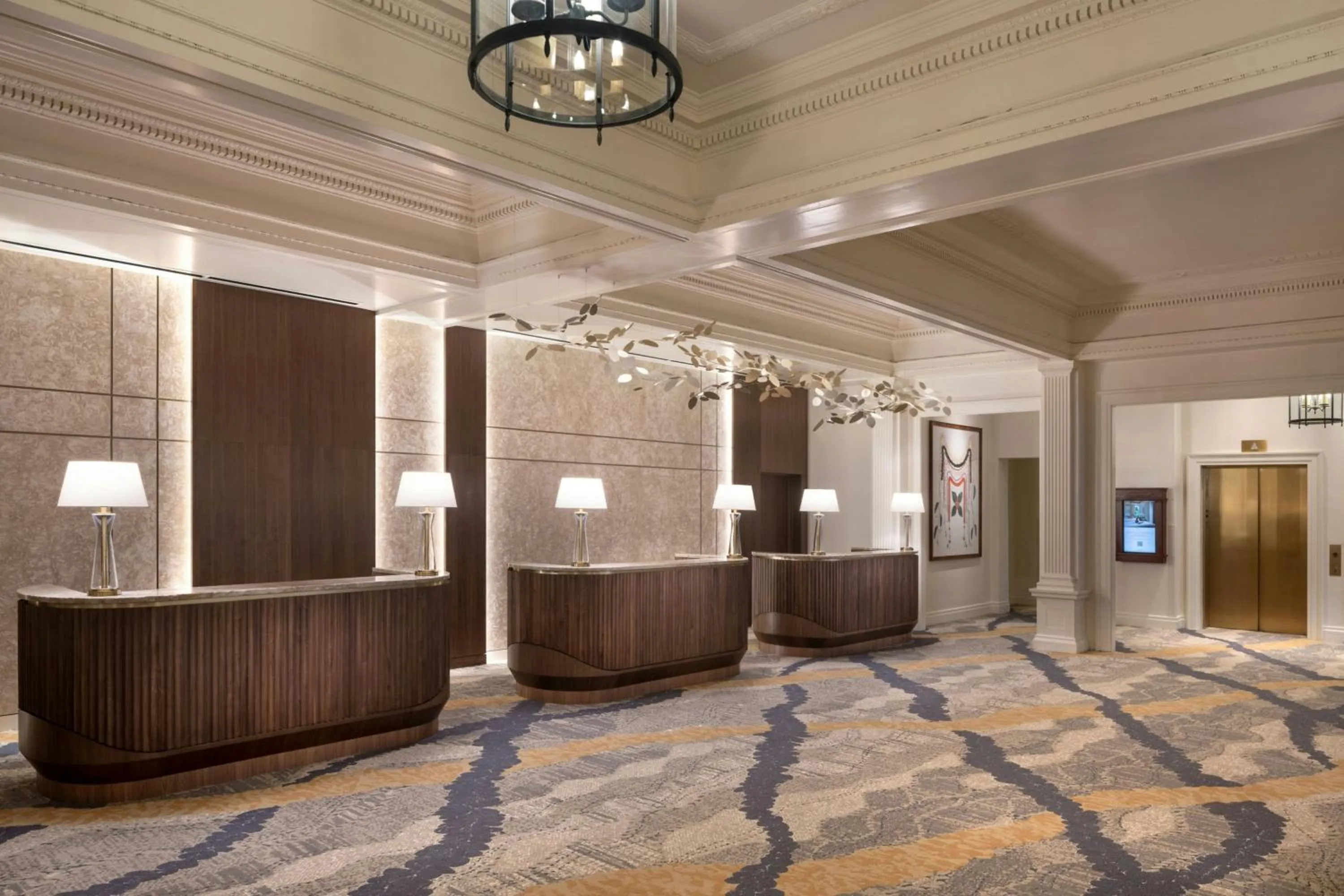 Lobby or reception in Moana Surfrider, A Westin Resort & Spa, Waikiki Beach