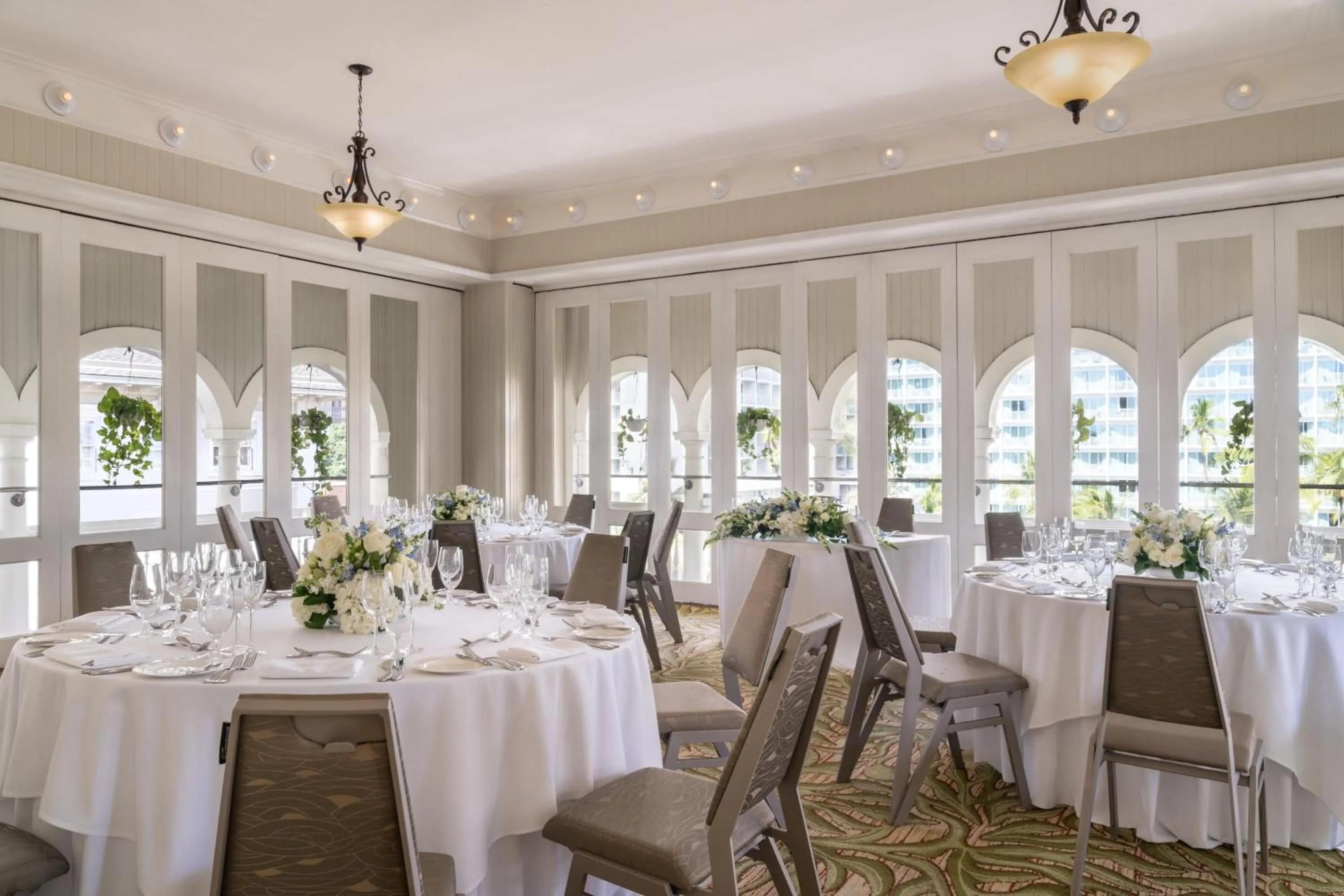 Banquet/Function facilities in Moana Surfrider, A Westin Resort & Spa, Waikiki Beach