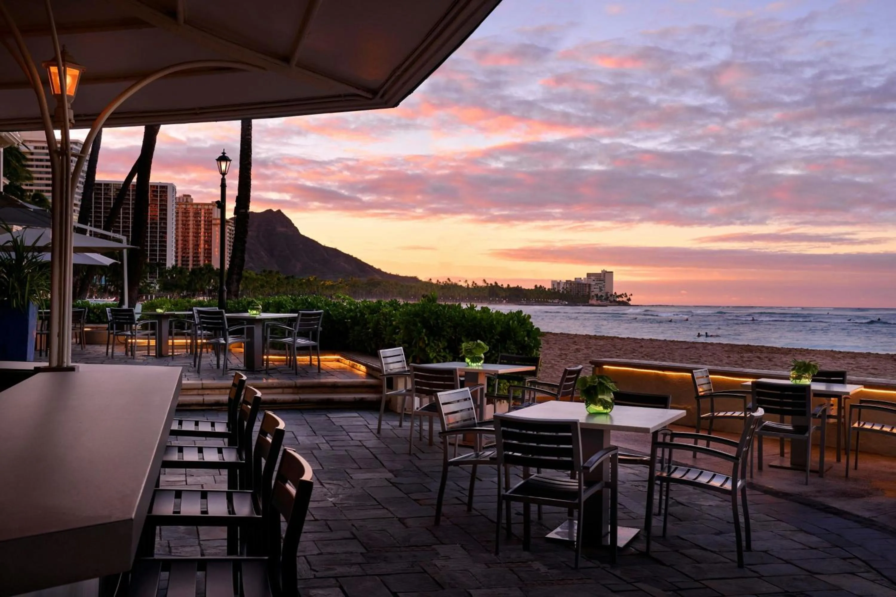 Beach in Moana Surfrider, A Westin Resort & Spa, Waikiki Beach