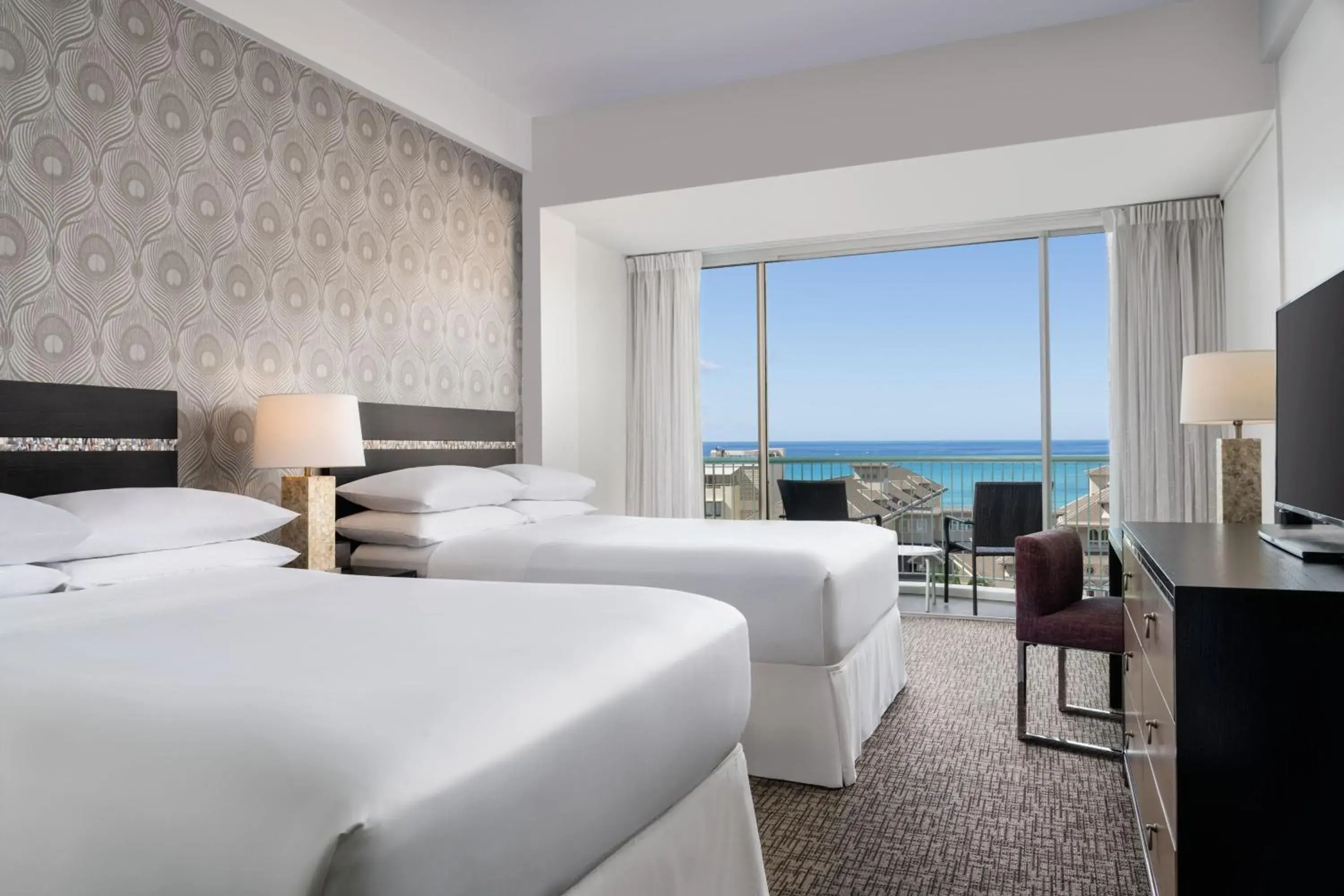 Princess Ocean Double, Guest room, 2 Double, Ocean view in Sheraton Princess Kaiulani Waikiki Beach Princess Ocean Double, Guest room, 2 Double, Ocean view in Sheraton Princess Kaiulani Waikiki Beach