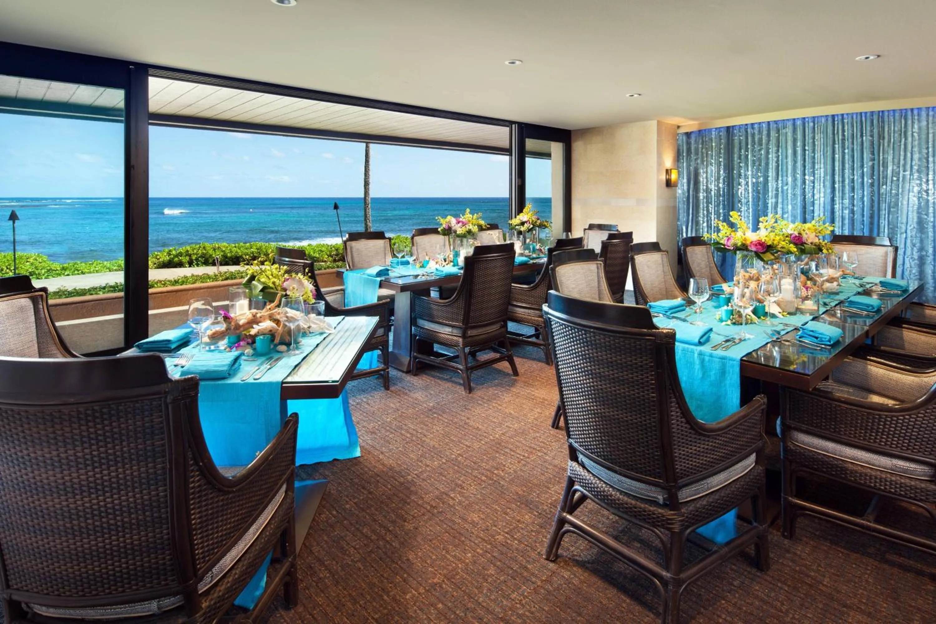 Restaurant/places to eat in Sheraton Kauai Resort