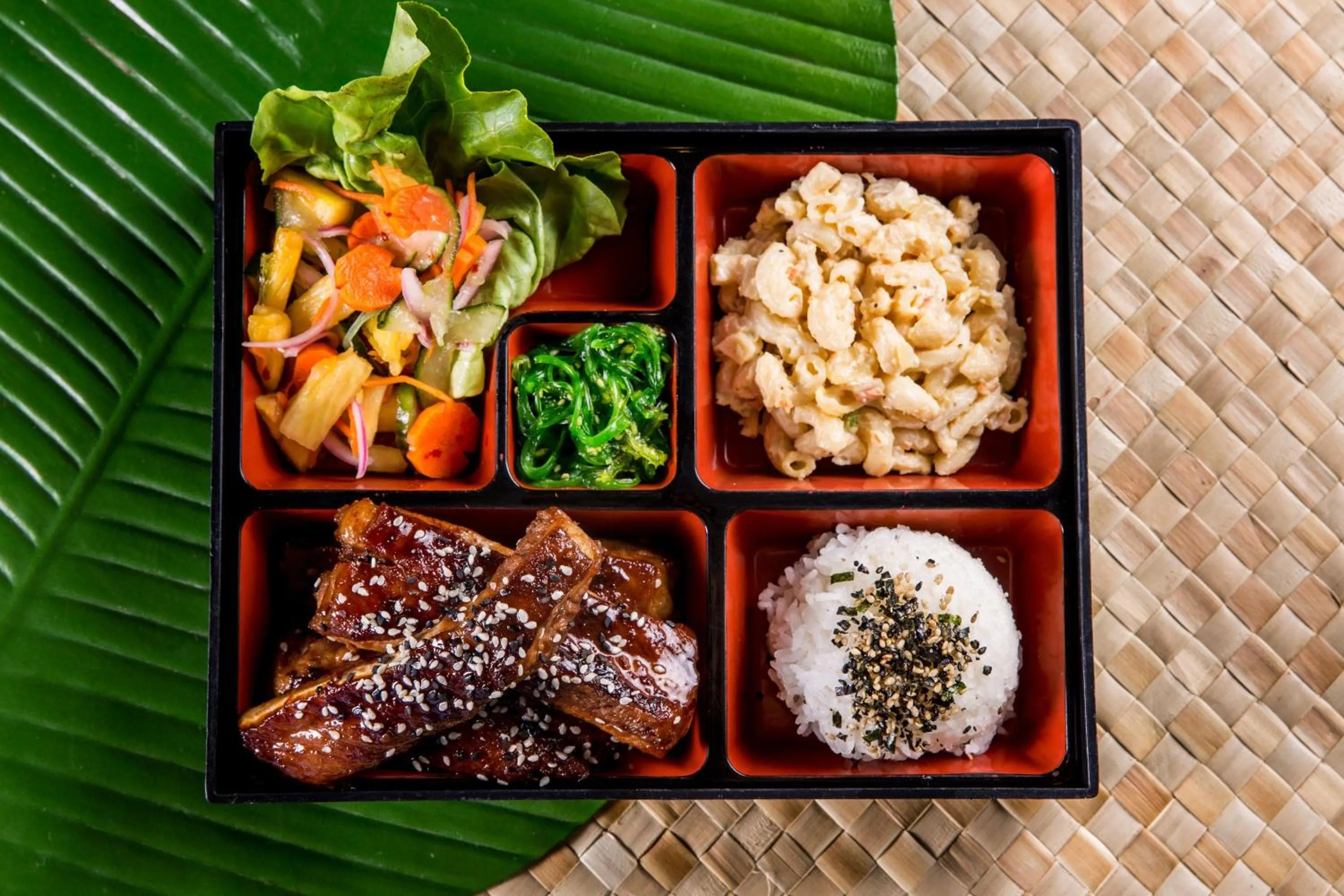 Beach in Sheraton Kauai Resort