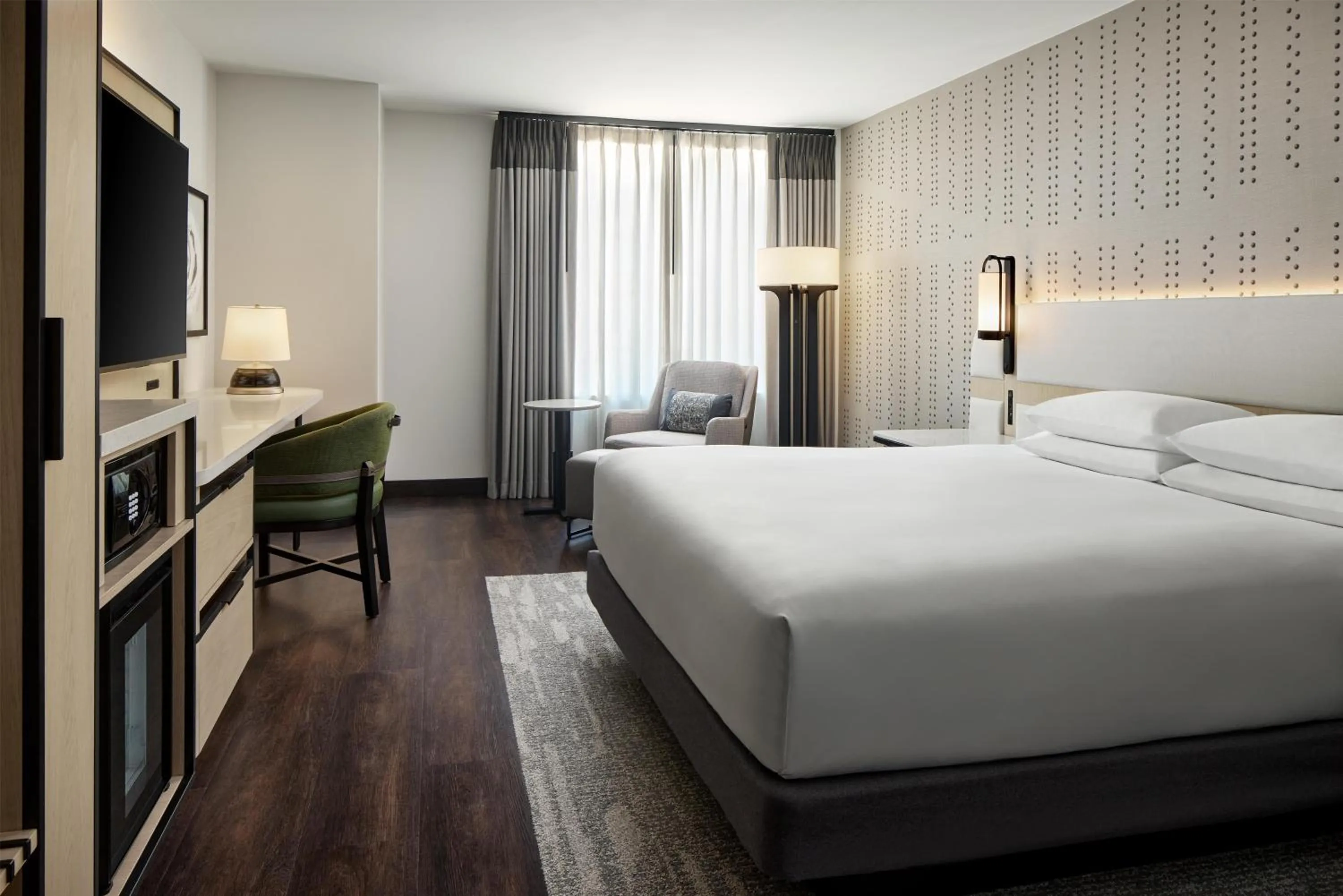 King Room with Accessible Shower in Hyatt Regency Washington on Capitol Hill