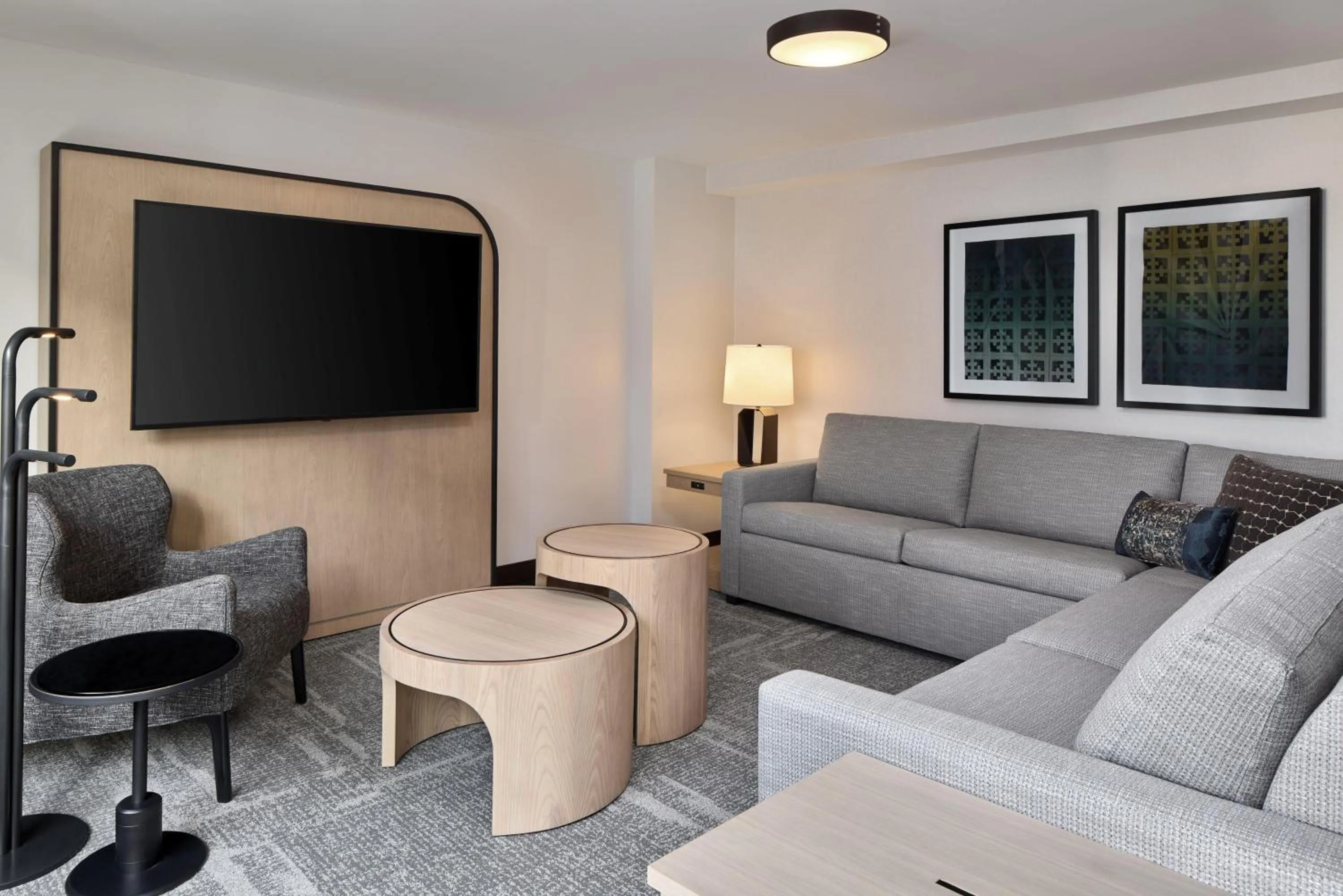 Photo of the whole room in Hyatt Regency Washington on Capitol Hill