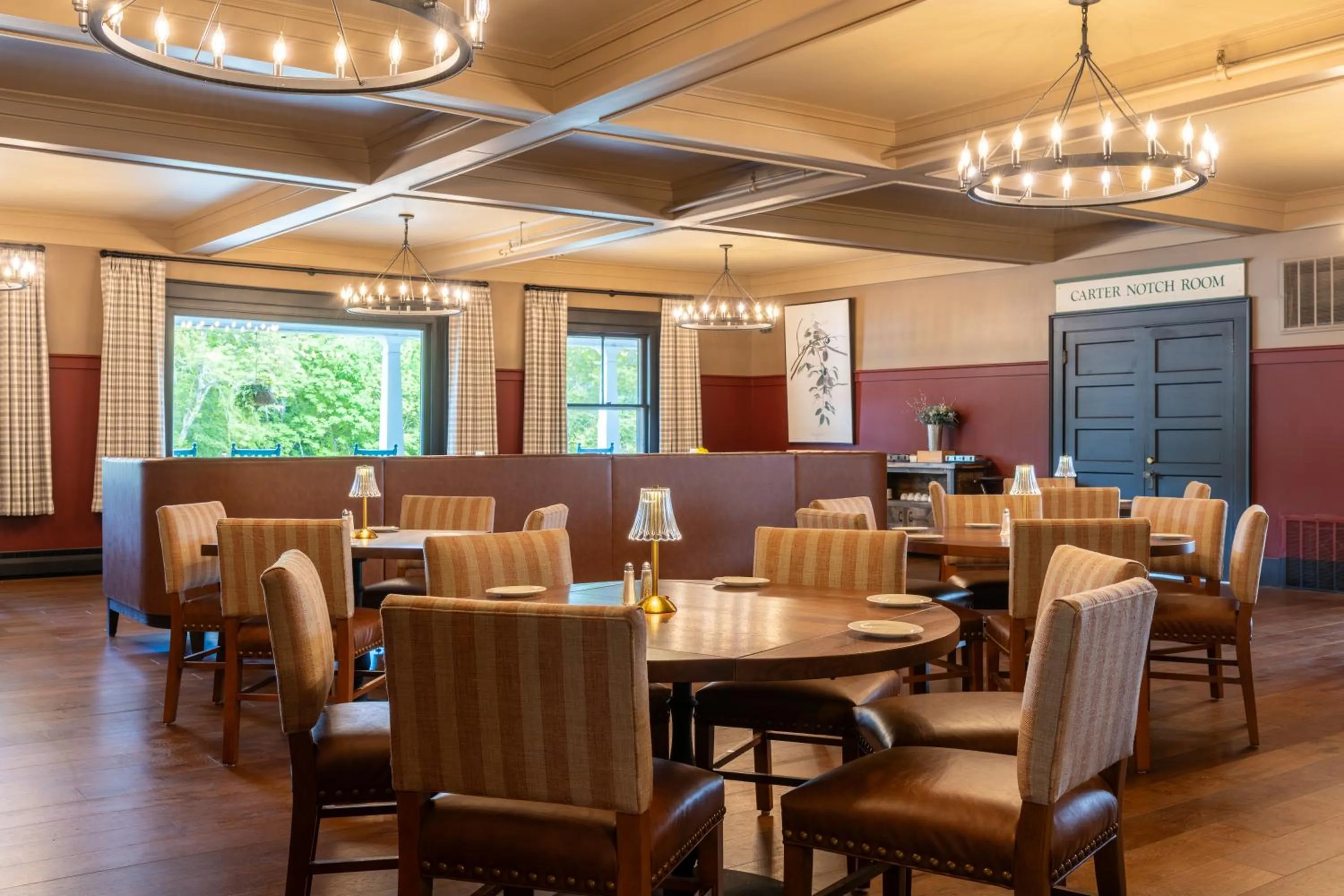 Restaurant/places to eat in Eagle Mountain House and Golf Club