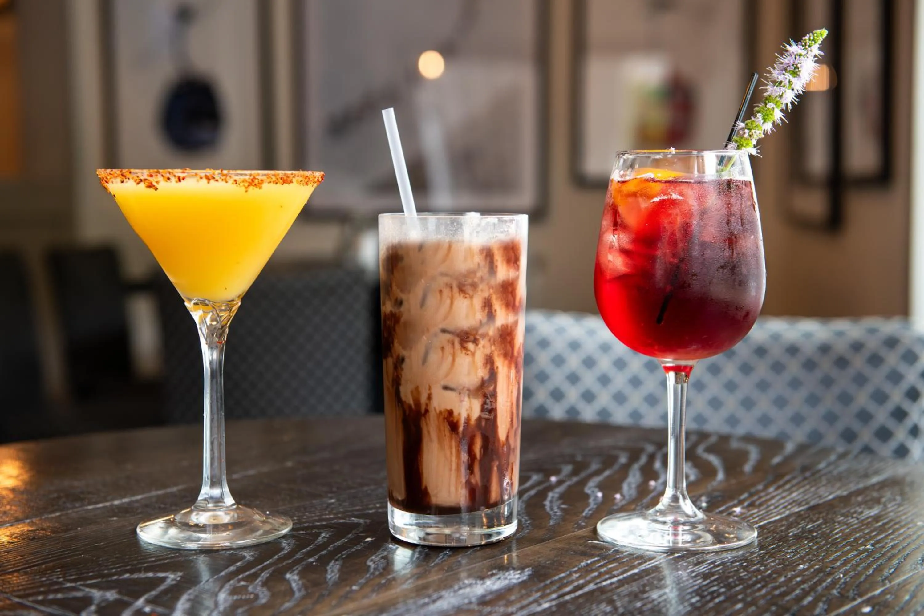 Food and drinks in Eagle Mountain House and Golf Club