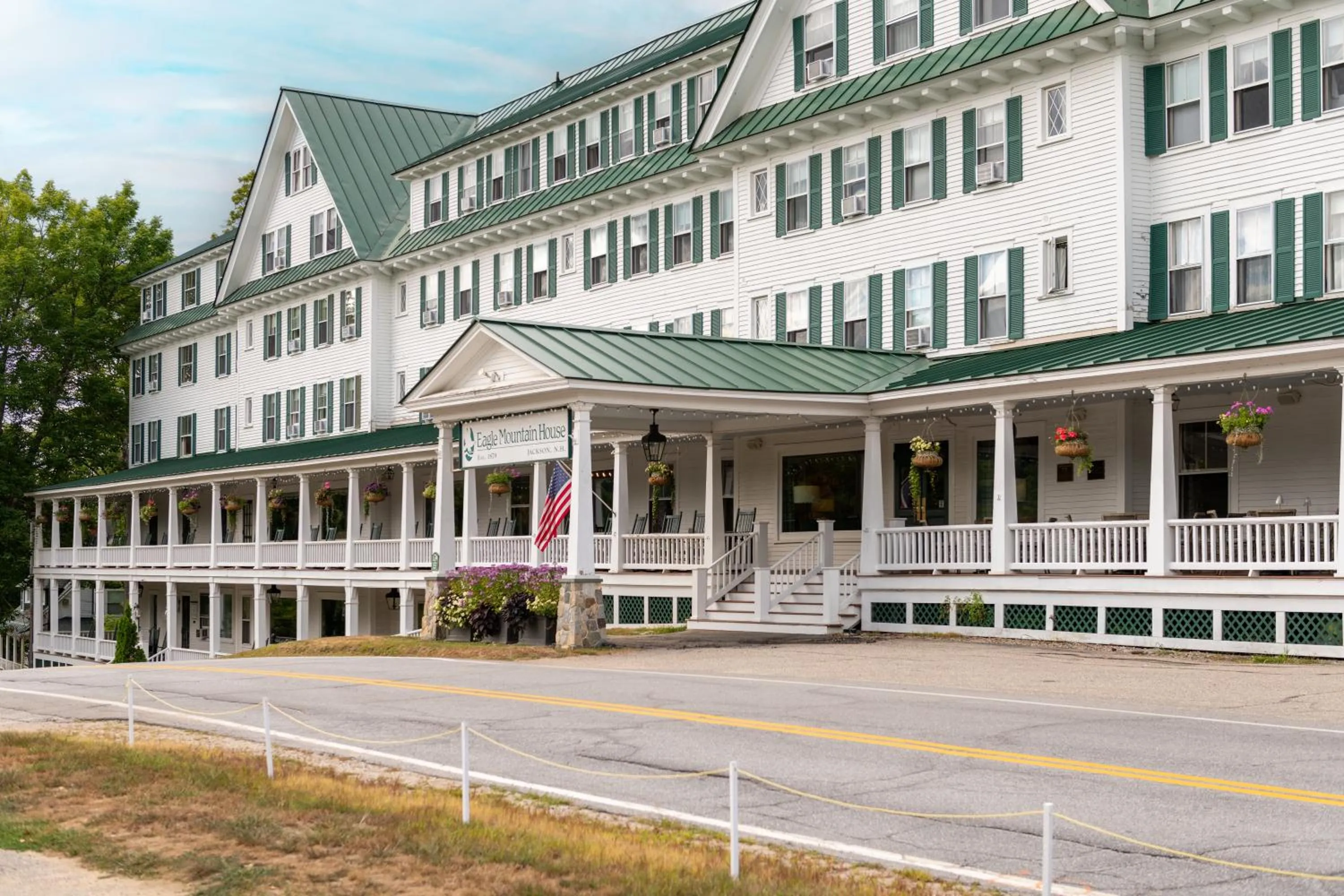 Property building in Eagle Mountain House and Golf Club