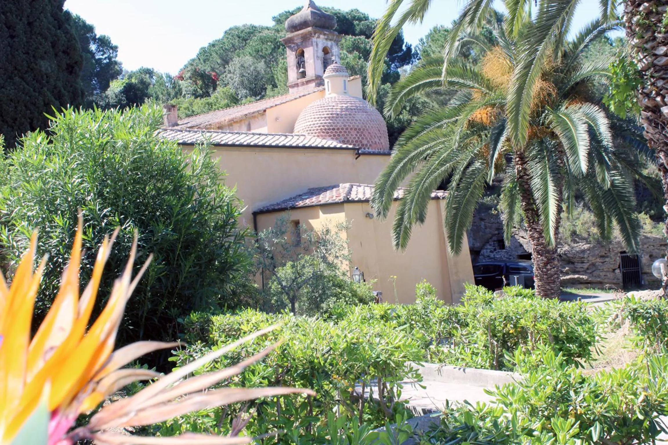 Place of worship in Casa Roberta