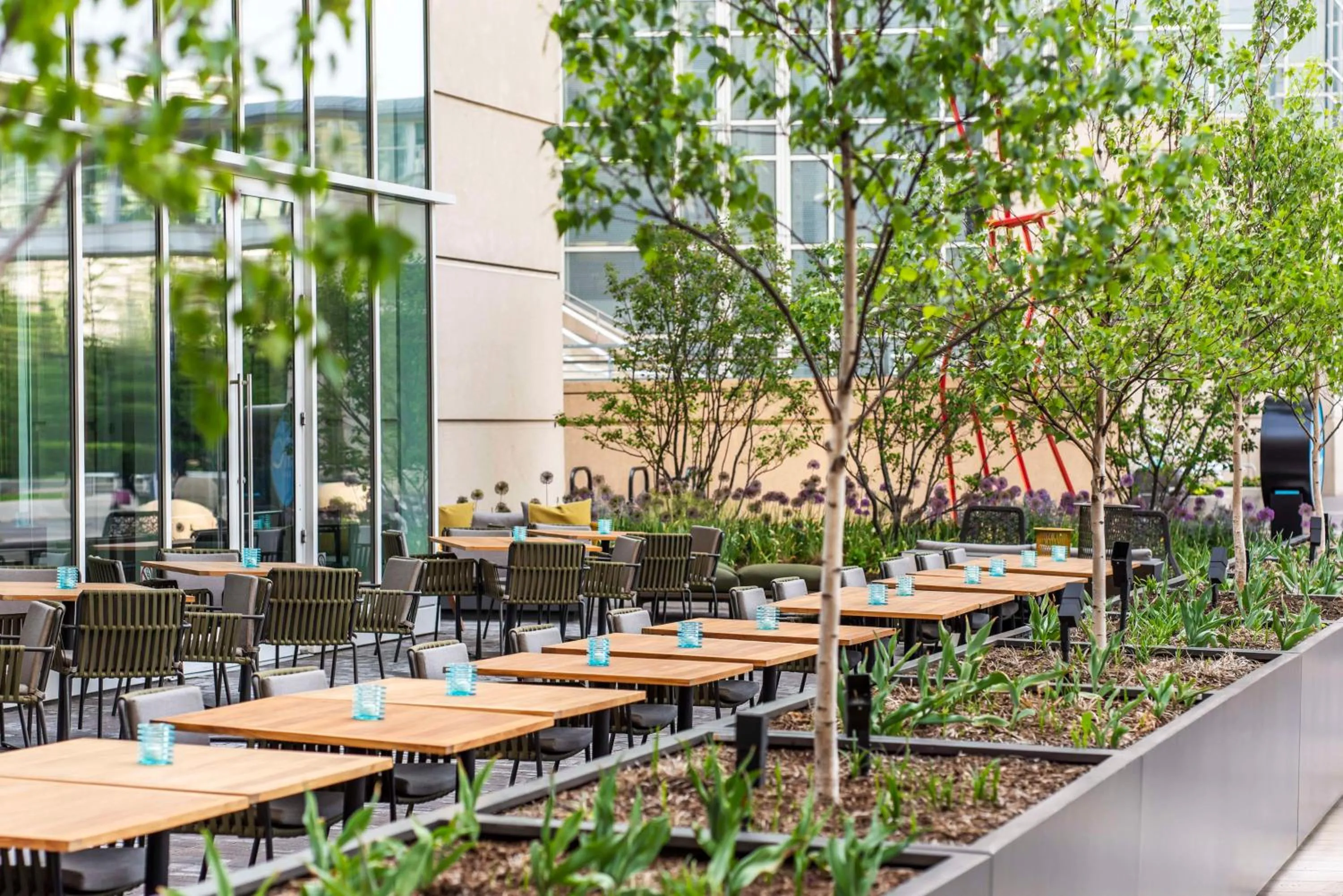 Lounge or bar in Hyatt Regency McCormick Place Chicago