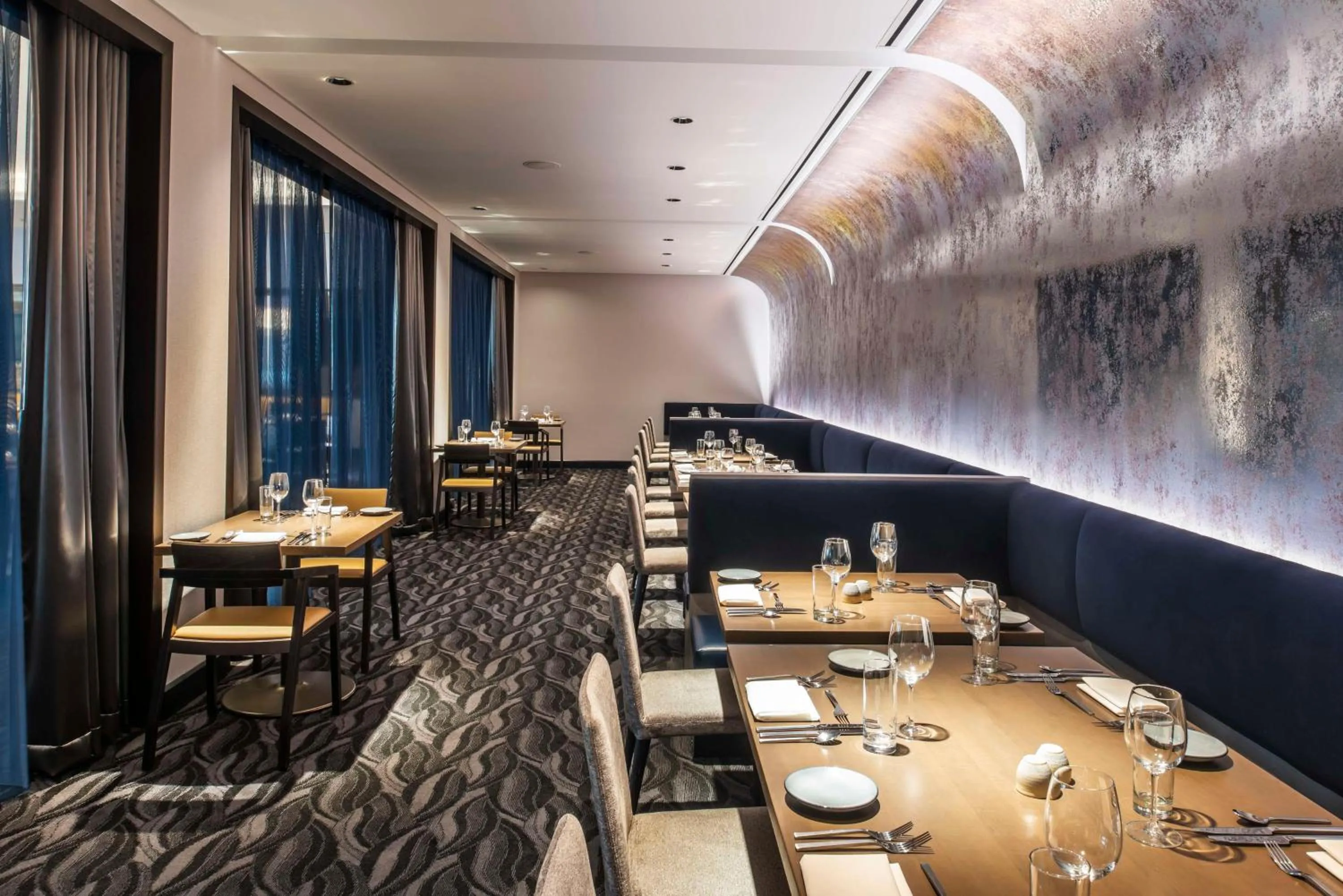 Restaurant/places to eat in Hyatt Regency McCormick Place Chicago